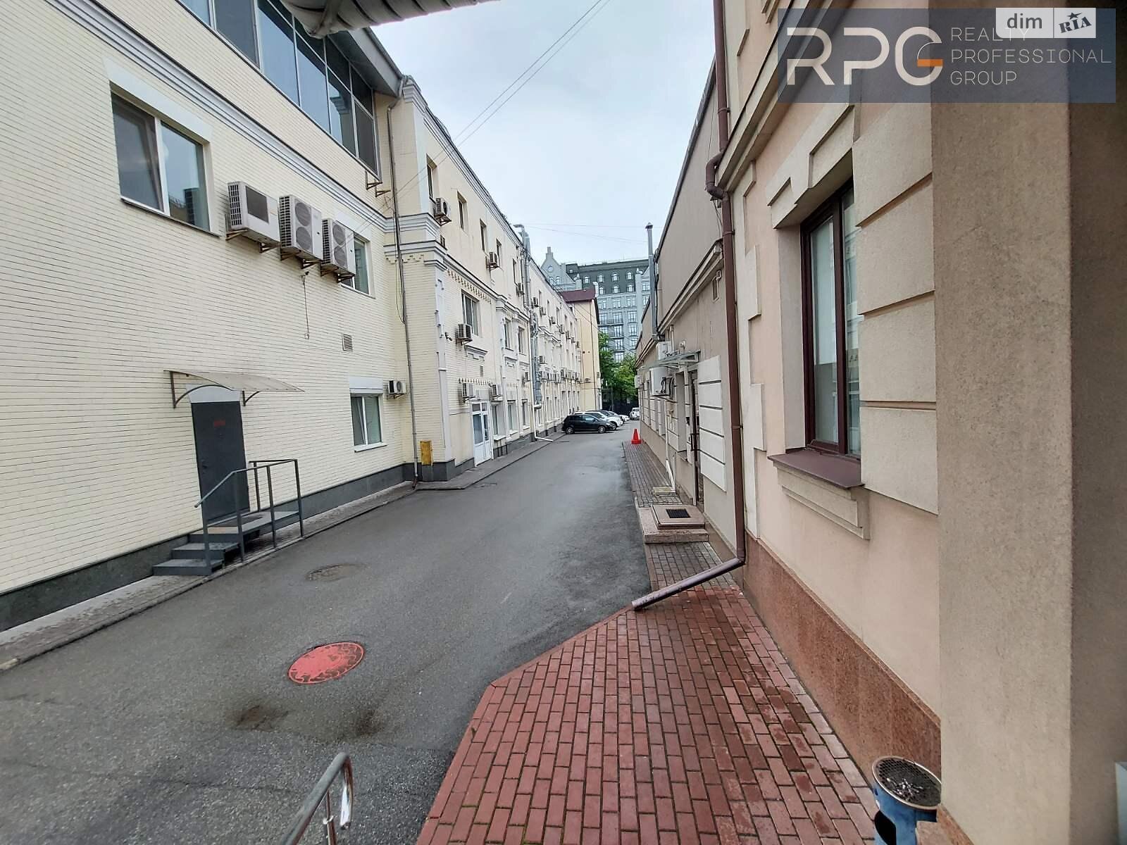 Аренда офисного помещения в Киеве, Хорива улица 55Б, помещений - 5, этаж - 1 фото 1 Аренда офисного помещения в Киеве, Хорива улица 55Б, помещений - 5, этаж - 1 фото 1