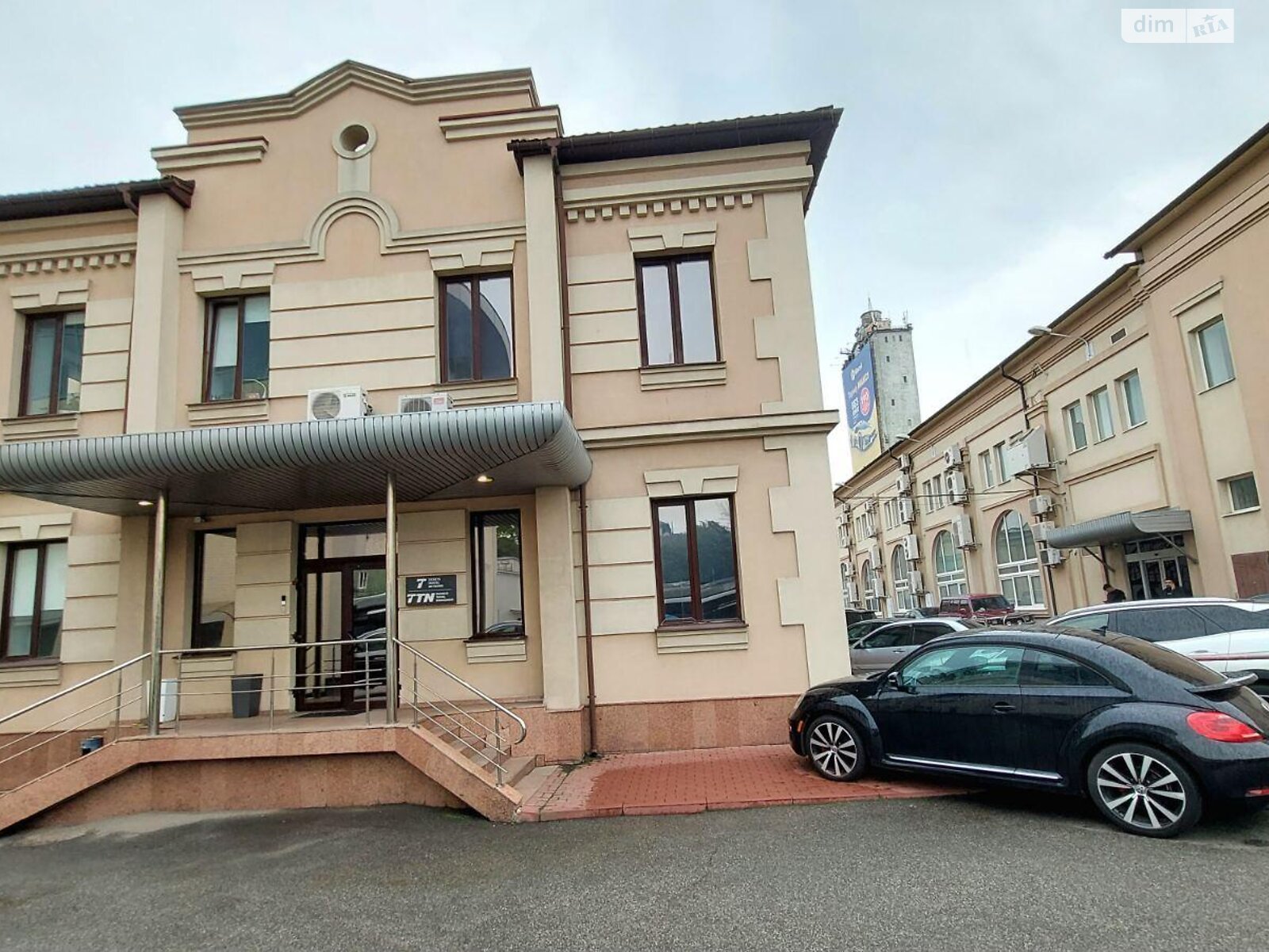 Аренда офисного помещения в Киеве, Хорива улица 55Б, помещений - 10, этаж - 1 фото 1 Аренда офисного помещения в Киеве, Хорива улица 55Б, помещений - 10, этаж - 1 фото 1