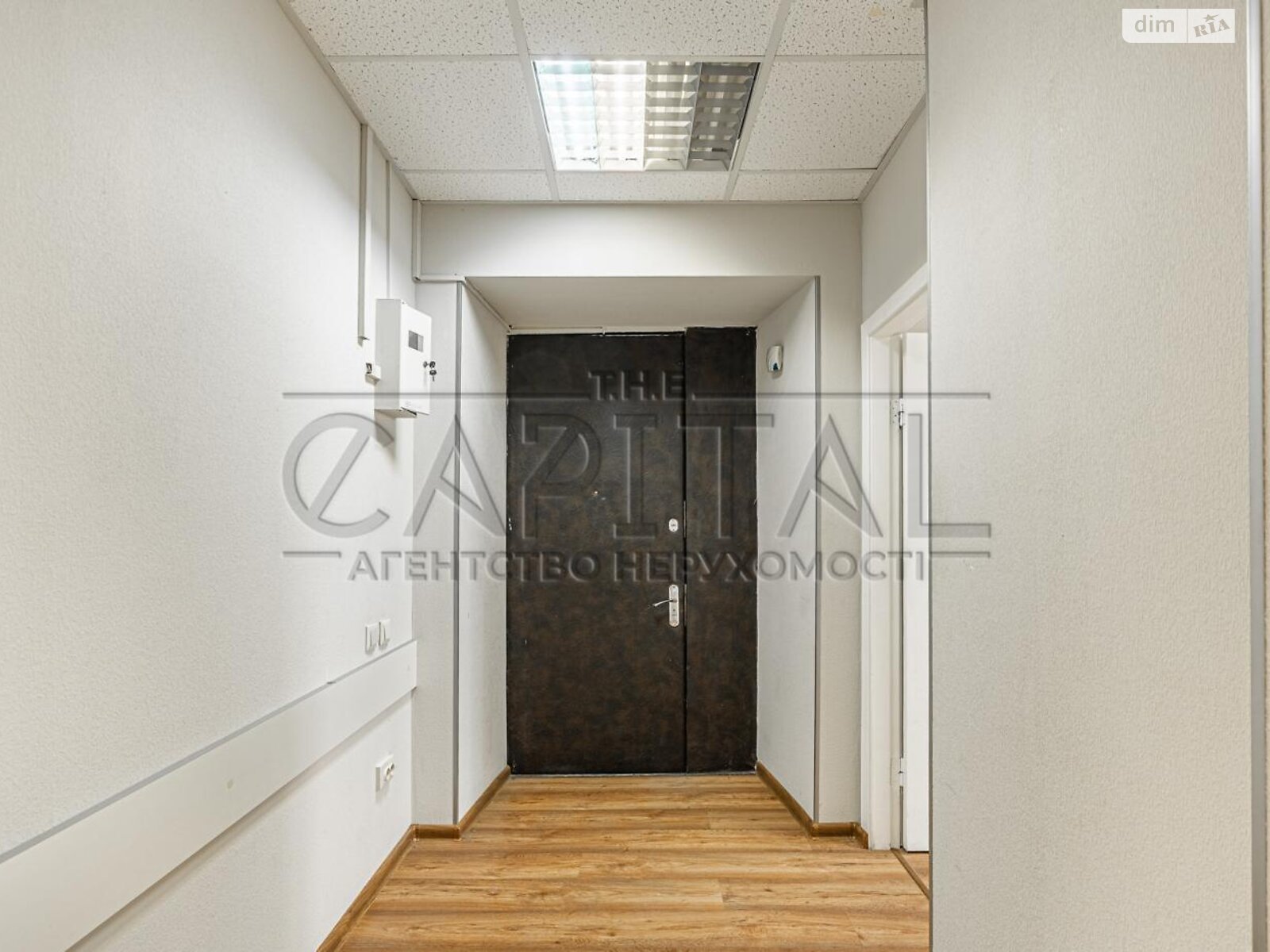 Аренда офисного помещения в Киеве, Хорива улица 7, помещений - 3, этаж - 1 фото 1