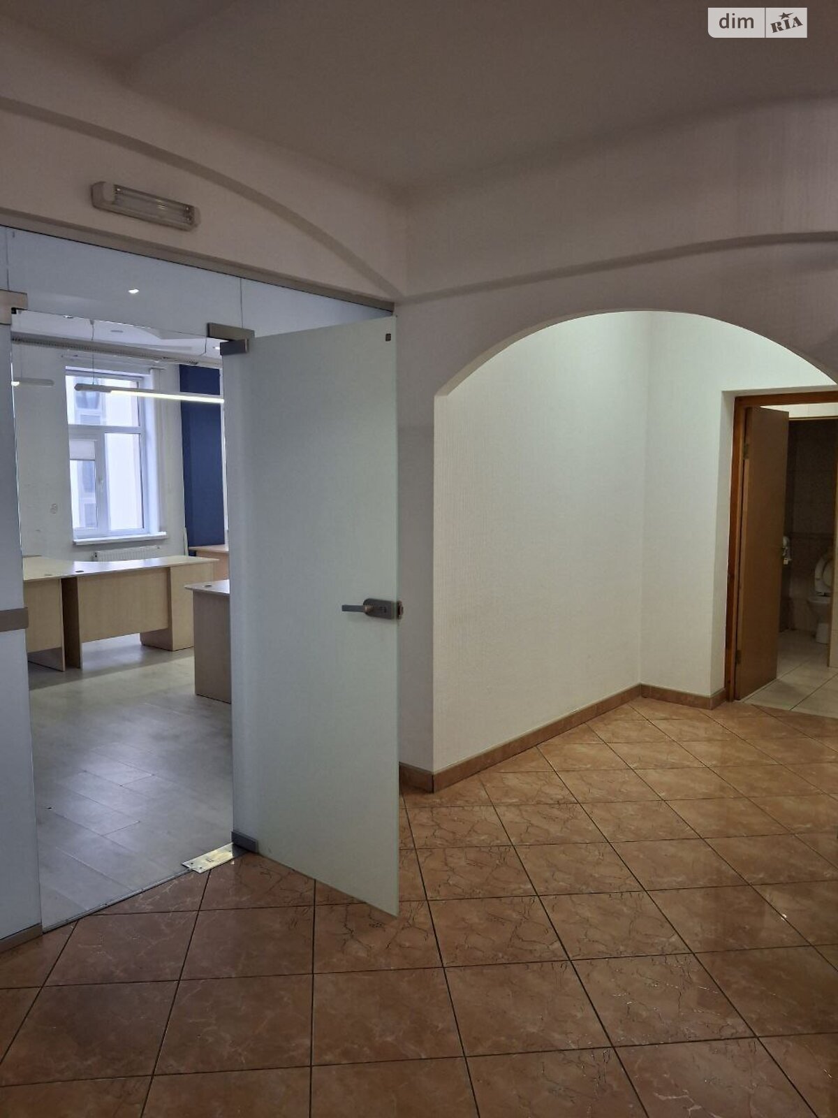 Аренда офисного помещения в Киеве, Игоревская улица 14А, помещений -, этаж - 3 фото 1 Аренда офисного помещения в Киеве, Игоревская улица 14А, помещений -, этаж - 3 фото 1