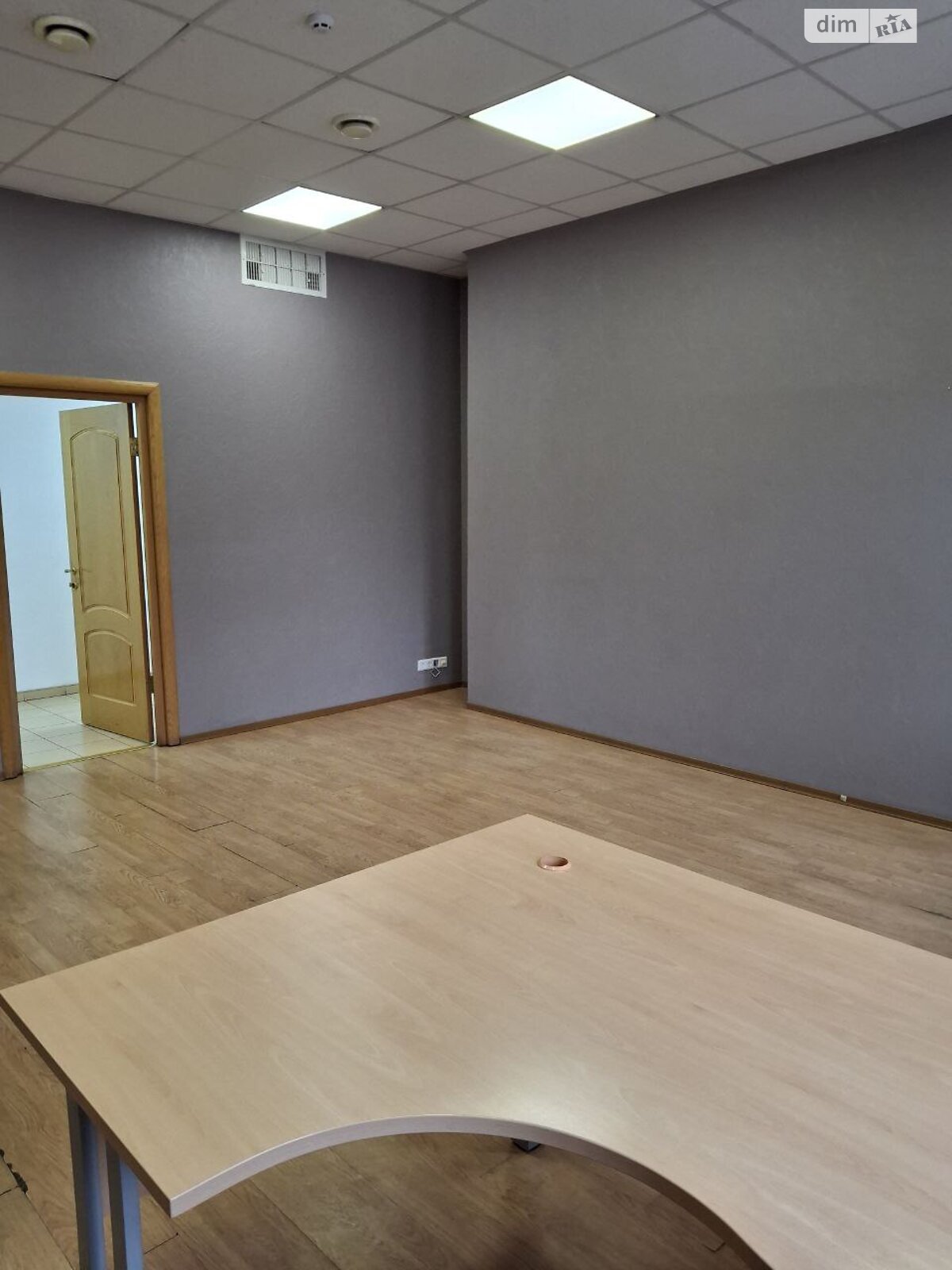 Аренда офисного помещения в Киеве, Игоревская улица 14А, помещений -, этаж - 3 фото 1 Аренда офисного помещения в Киеве, Игоревская улица 14А, помещений -, этаж - 3 фото 1