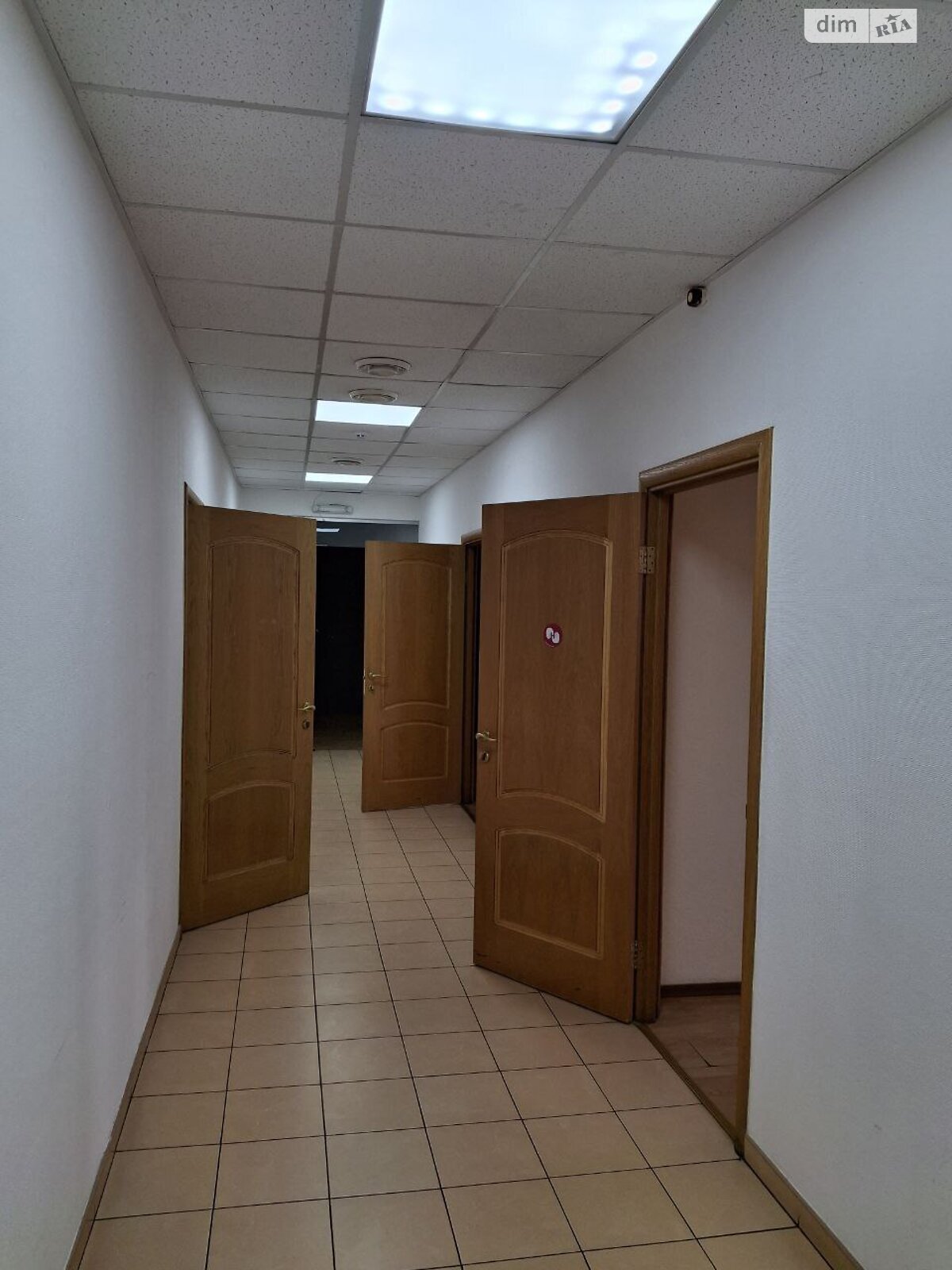 Аренда офисного помещения в Киеве, Игоревская улица 14А, помещений -, этаж - 3 фото 1 Аренда офисного помещения в Киеве, Игоревская улица 14А, помещений -, этаж - 3 фото 1