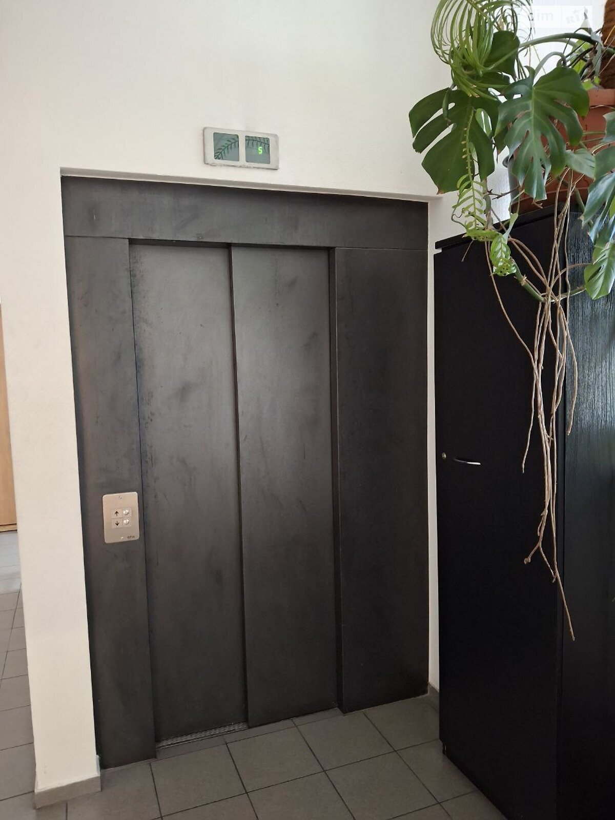 Аренда офисного помещения в Киеве, Игоревская улица 14А, помещений -, этаж - 3 фото 1 Аренда офисного помещения в Киеве, Игоревская улица 14А, помещений -, этаж - 3 фото 1