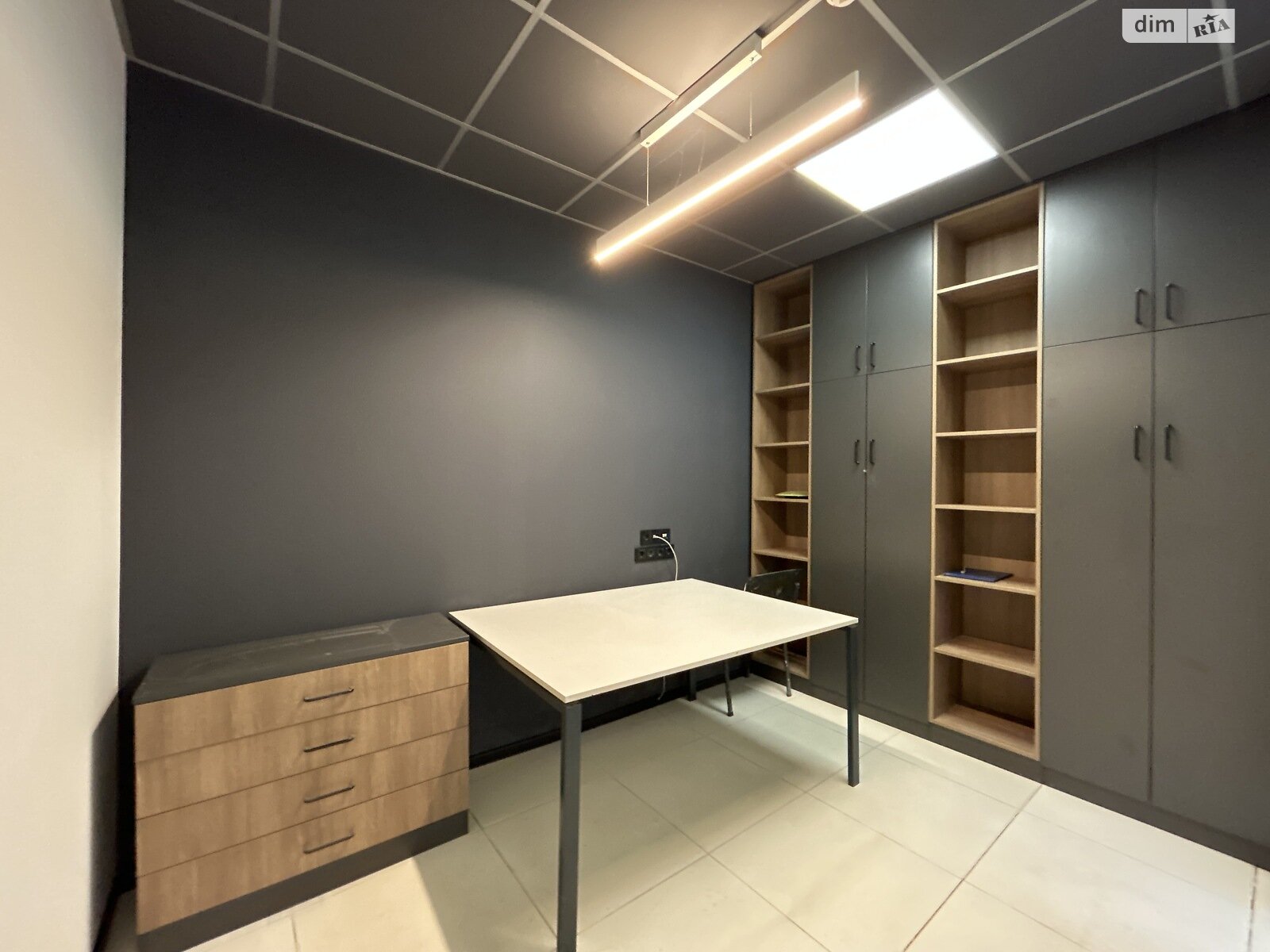 Оренда офісного приміщення в Києві, Набережно-Хрещатицька вулиця 35В, приміщень -, поверх - 1 фото 1 Оренда офісного приміщення в Києві, Набережно-Хрещатицька вулиця 35В, приміщень -, поверх - 1 фото 1