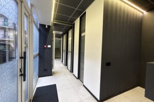 Оренда офісного приміщення в Києві, Набережно-Хрещатицька вулиця 35В, приміщень -, поверх - 1 фото 2 Оренда офісного приміщення в Києві, Набережно-Хрещатицька вулиця 35В, приміщень -, поверх - 1 фото 2