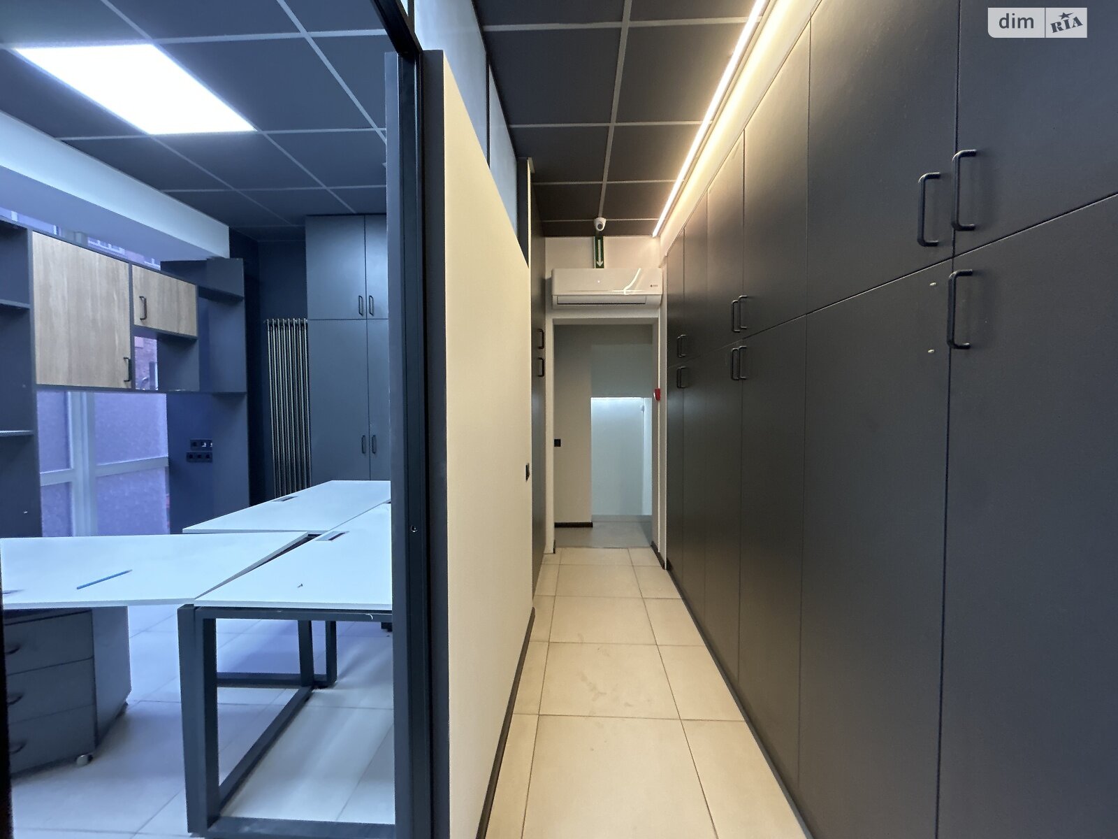 Оренда офісного приміщення в Києві, Набережно-Хрещатицька вулиця 35В, приміщень -, поверх - 1 фото 1 Оренда офісного приміщення в Києві, Набережно-Хрещатицька вулиця 35В, приміщень -, поверх - 1 фото 1