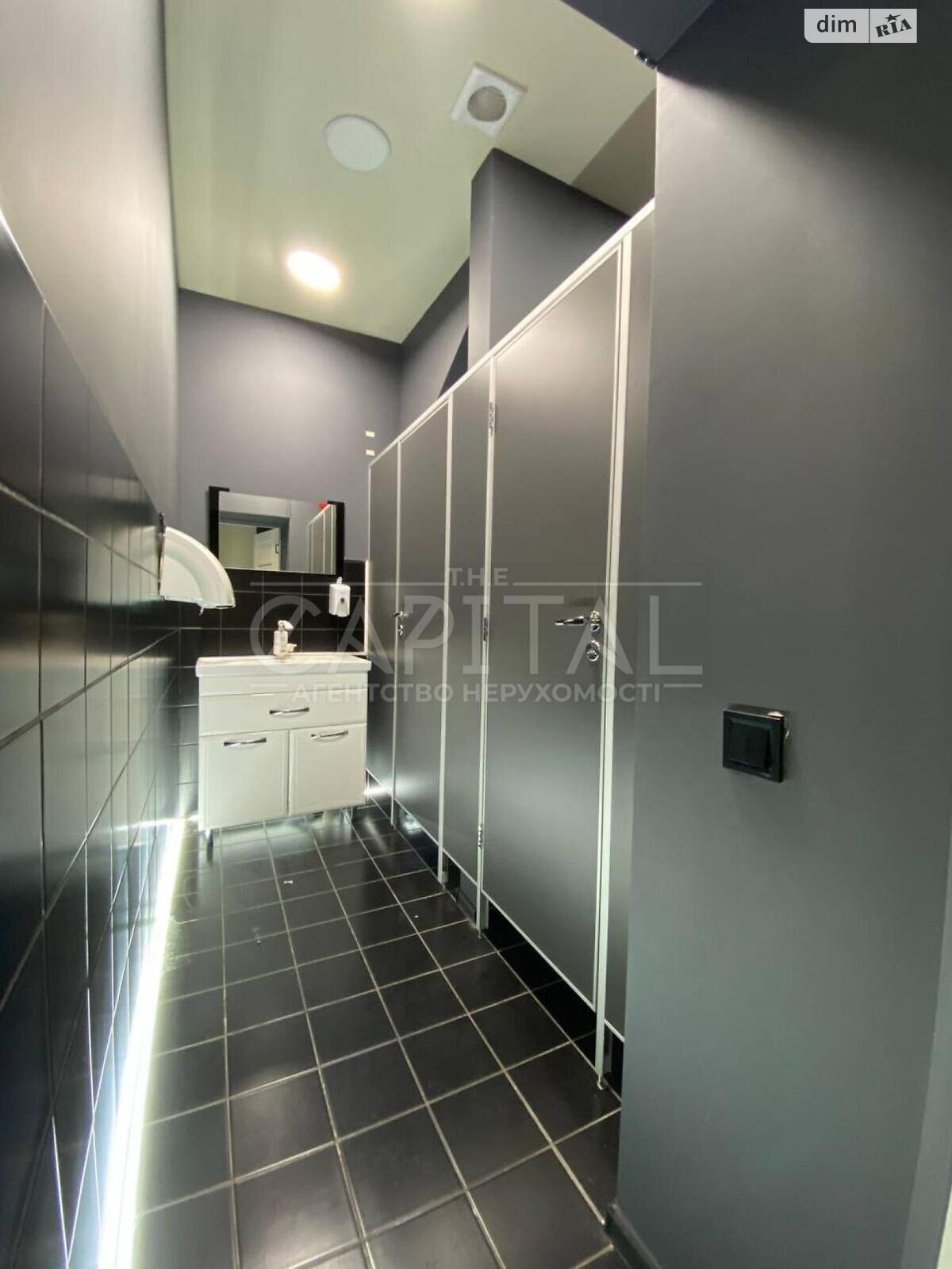 Аренда офисного помещения в Киеве, Набережно-Крещатицкая улица, помещений - 7, этаж - 1 фото 1 Аренда офисного помещения в Киеве, Набережно-Крещатицкая улица, помещений - 7, этаж - 1 фото 1