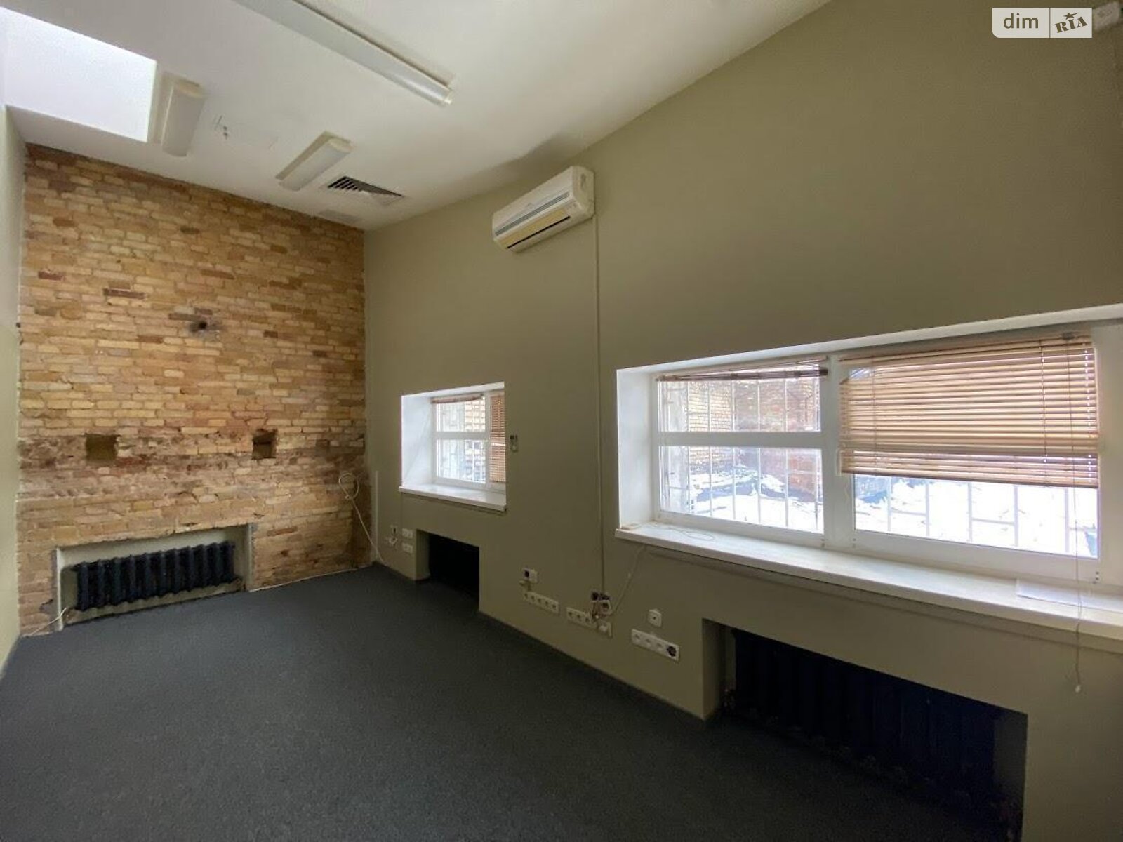 Аренда офисного помещения в Киеве, Верхний Вал улица 22, помещений - 6, этаж - 2 фото 1 Аренда офисного помещения в Киеве, Верхний Вал улица 22, помещений - 6, этаж - 2 фото 1