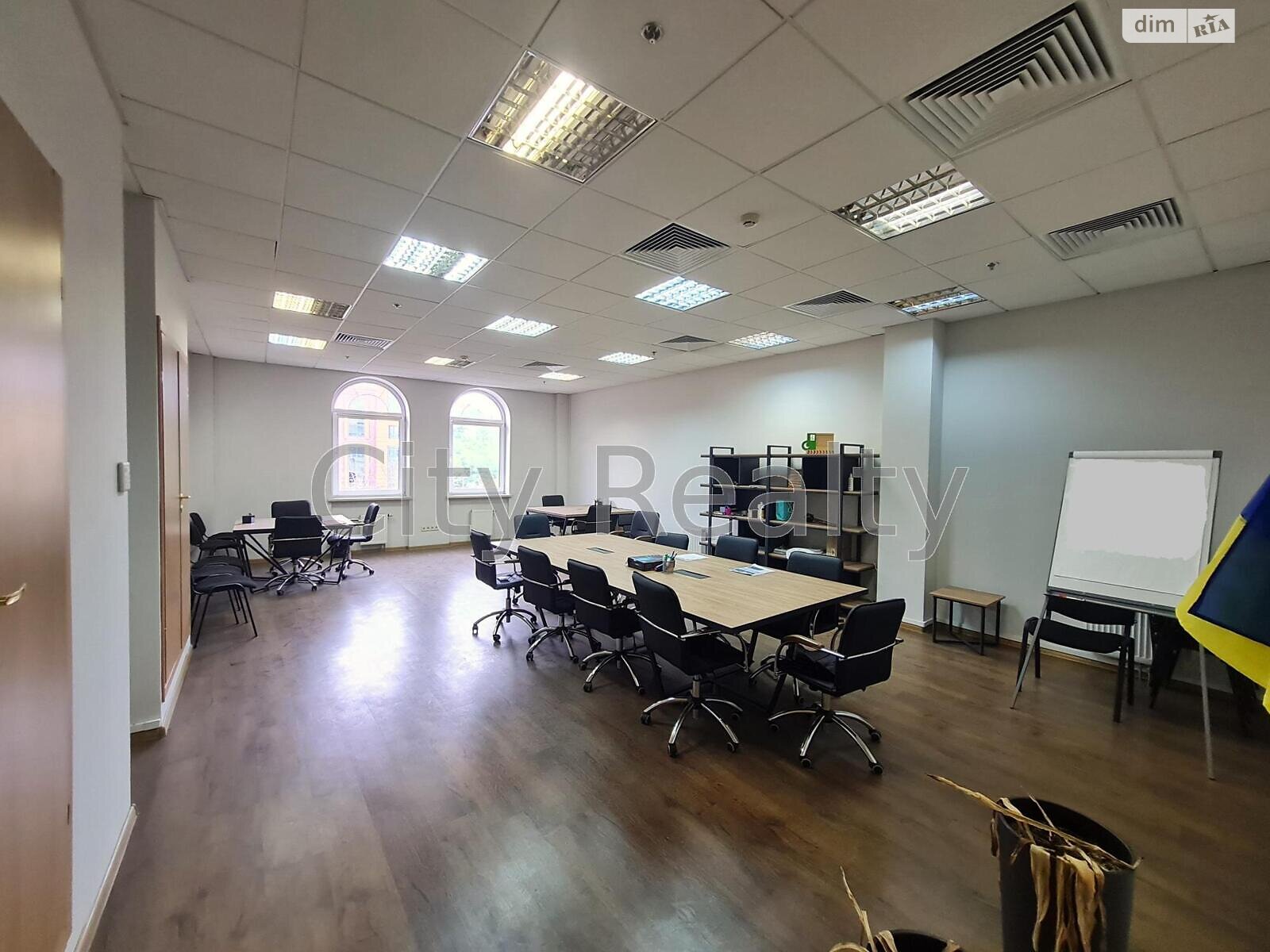 Оренда офісного приміщення в Києві, Верхній Вал вулиця 4А, приміщень - 3, поверх - 3 фото 1 Оренда офісного приміщення в Києві, Верхній Вал вулиця 4А, приміщень - 3, поверх - 3 фото 1