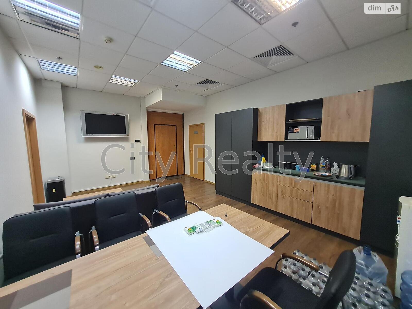 Оренда офісного приміщення в Києві, Верхній Вал вулиця 4А, приміщень - 3, поверх - 3 фото 1 Оренда офісного приміщення в Києві, Верхній Вал вулиця 4А, приміщень - 3, поверх - 3 фото 1