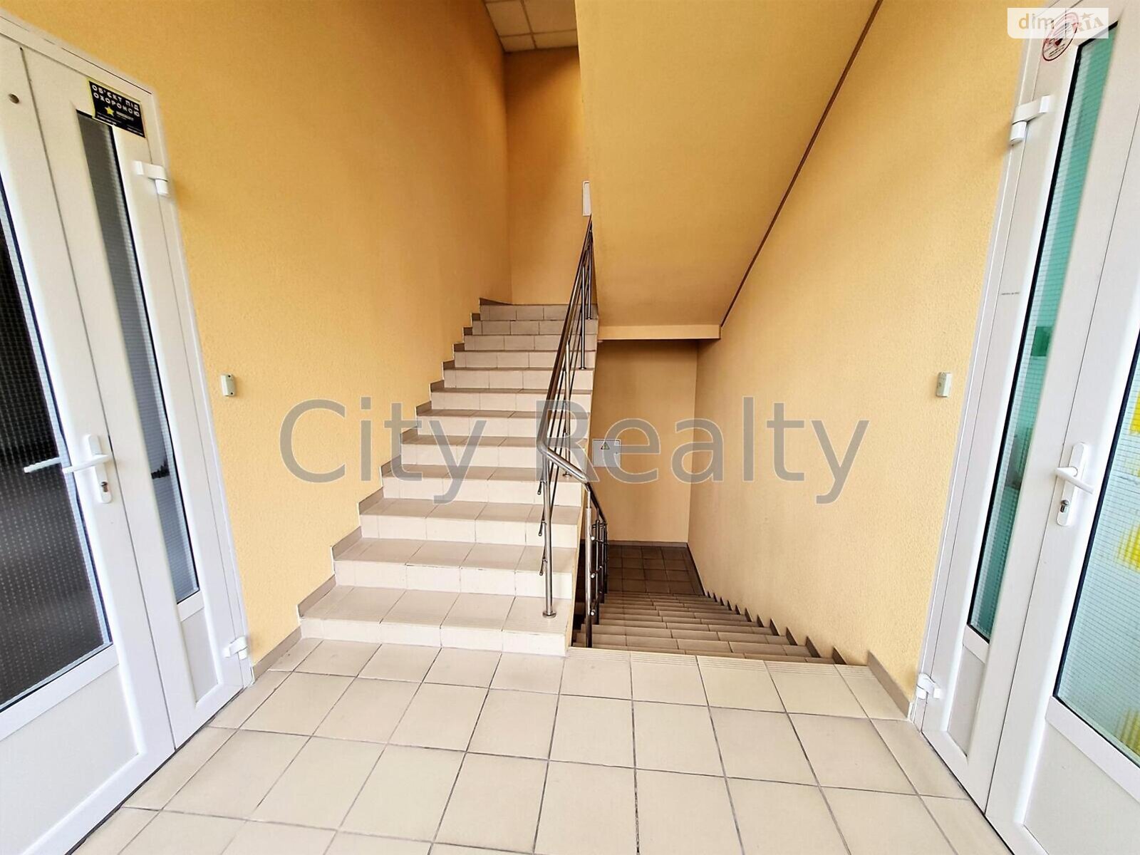 Аренда офисного помещения в Киеве, Воздвиженская улица 2, помещений - 3, этаж - 4 фото 1 Аренда офисного помещения в Киеве, Воздвиженская улица 2, помещений - 3, этаж - 4 фото 1