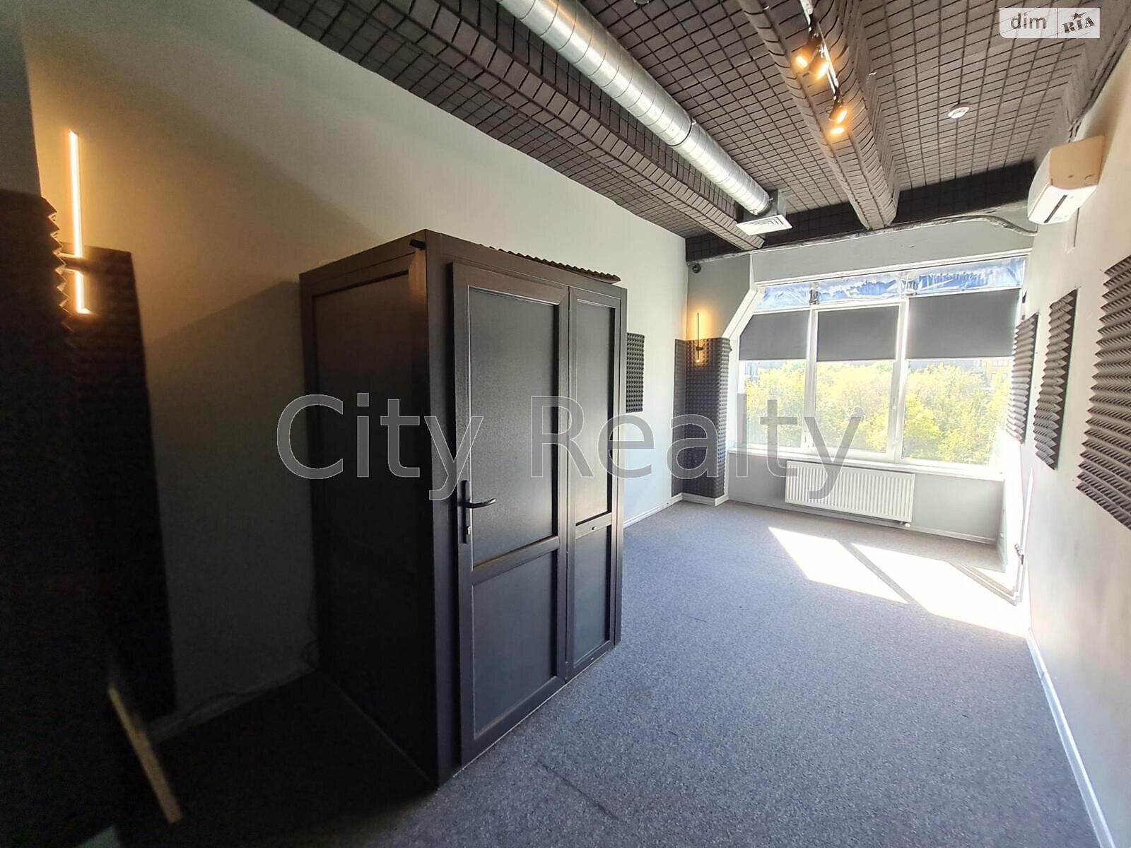 Аренда офисного помещения в Киеве, Верхний Вал улица 2, помещений - 5, этаж - 5 фото 1 Аренда офисного помещения в Киеве, Верхний Вал улица 2, помещений - 5, этаж - 5 фото 1