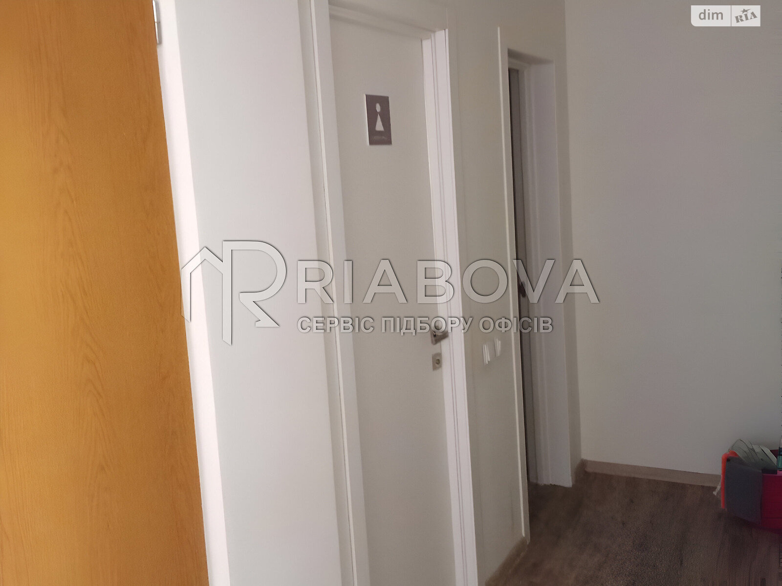 Оренда офісного приміщення в Києві, Контрактова площа, приміщень -, поверх - 1 фото 1 Оренда офісного приміщення в Києві, Контрактова площа, приміщень -, поверх - 1 фото 1
