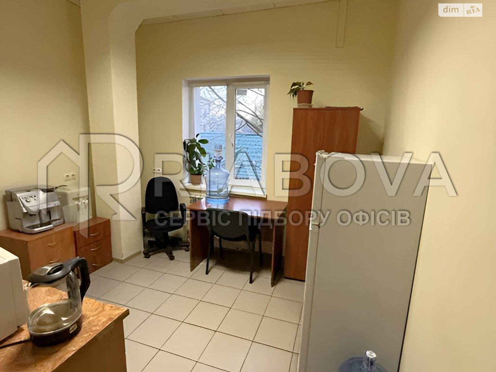 Аренда офисного помещения в Киеве, Межигорская улица, помещений - 9, этаж - 3 фото 1 Аренда офисного помещения в Киеве, Межигорская улица, помещений - 9, этаж - 3 фото 1