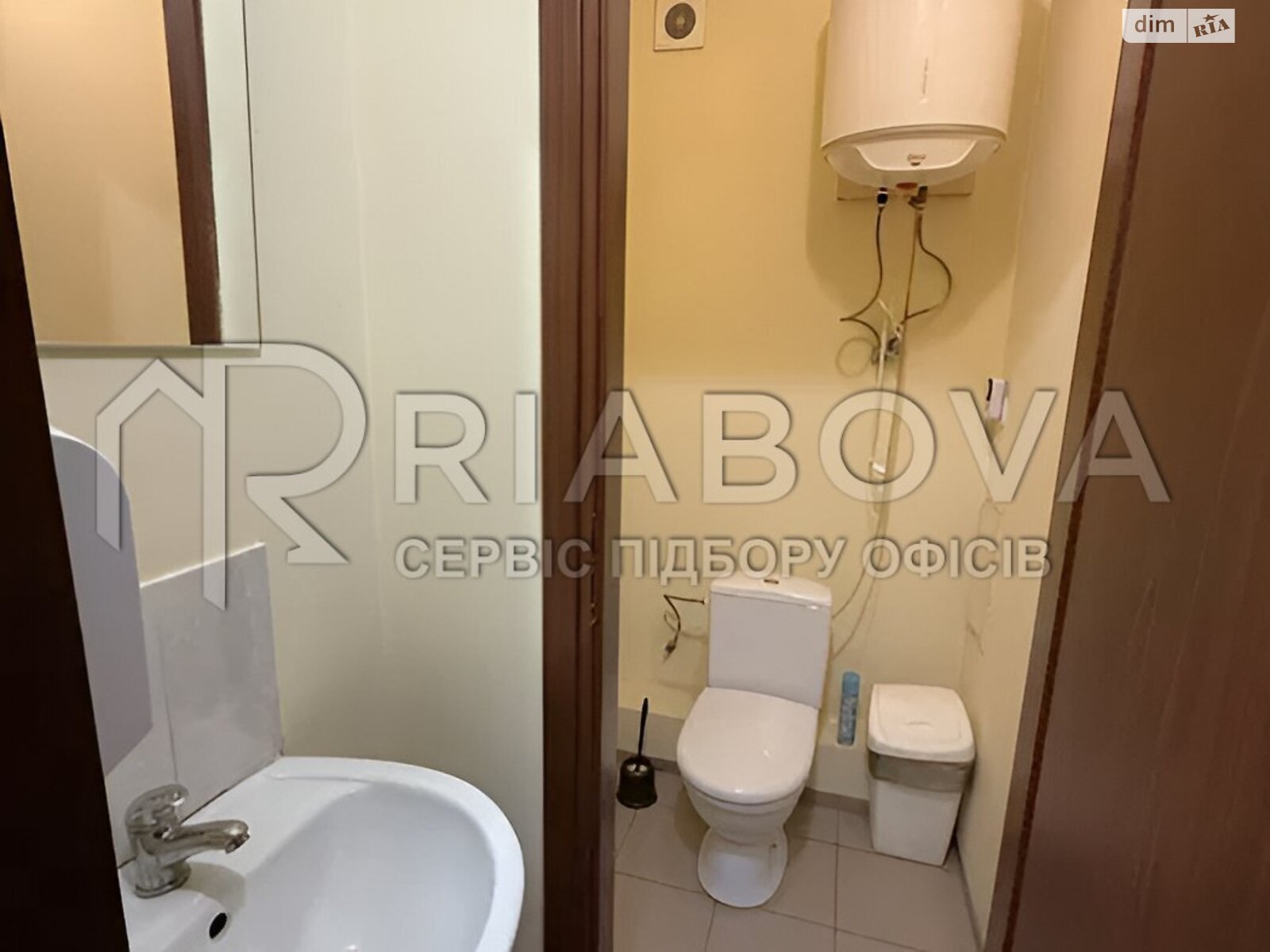 Аренда офисного помещения в Киеве, Межигорская улица, помещений - 9, этаж - 3 фото 1 Аренда офисного помещения в Киеве, Межигорская улица, помещений - 9, этаж - 3 фото 1