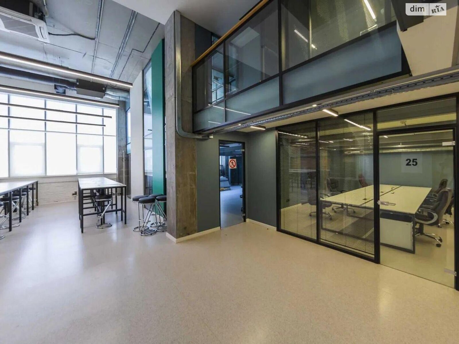 Аренда офисного помещения в Киеве, Александра Мишуги улица 10, помещений - 25, этаж - 3 фото 1