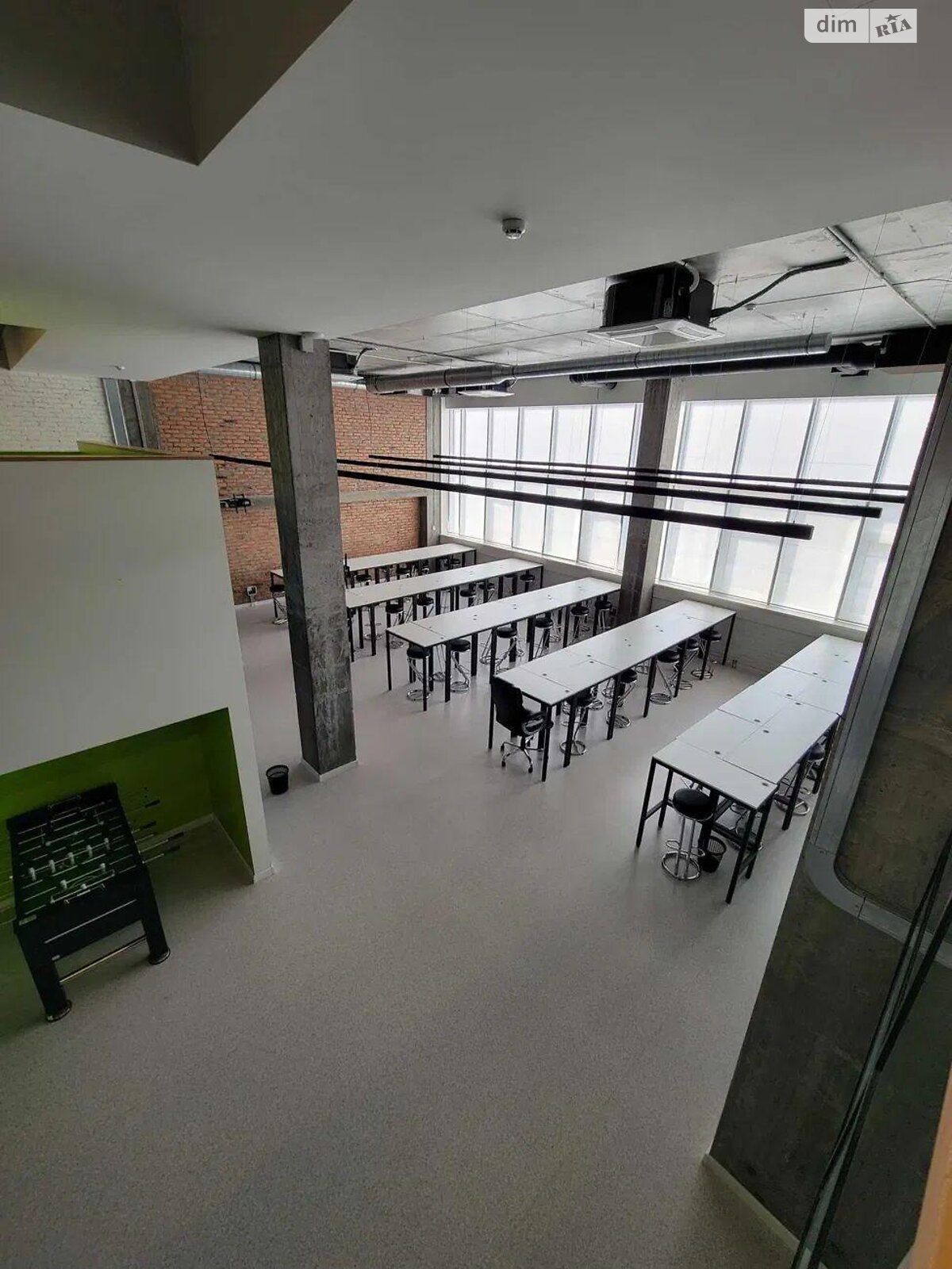 Аренда офисного помещения в Киеве, Александра Мишуги улица 10, помещений - 25, этаж - 3 фото 1