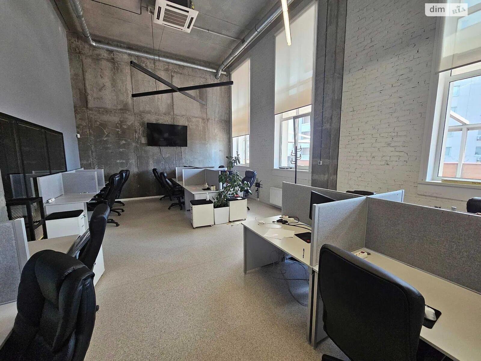 Аренда офисного помещения в Киеве, Александра Мишуги улица 10, помещений - 25, этаж - 3 фото 1