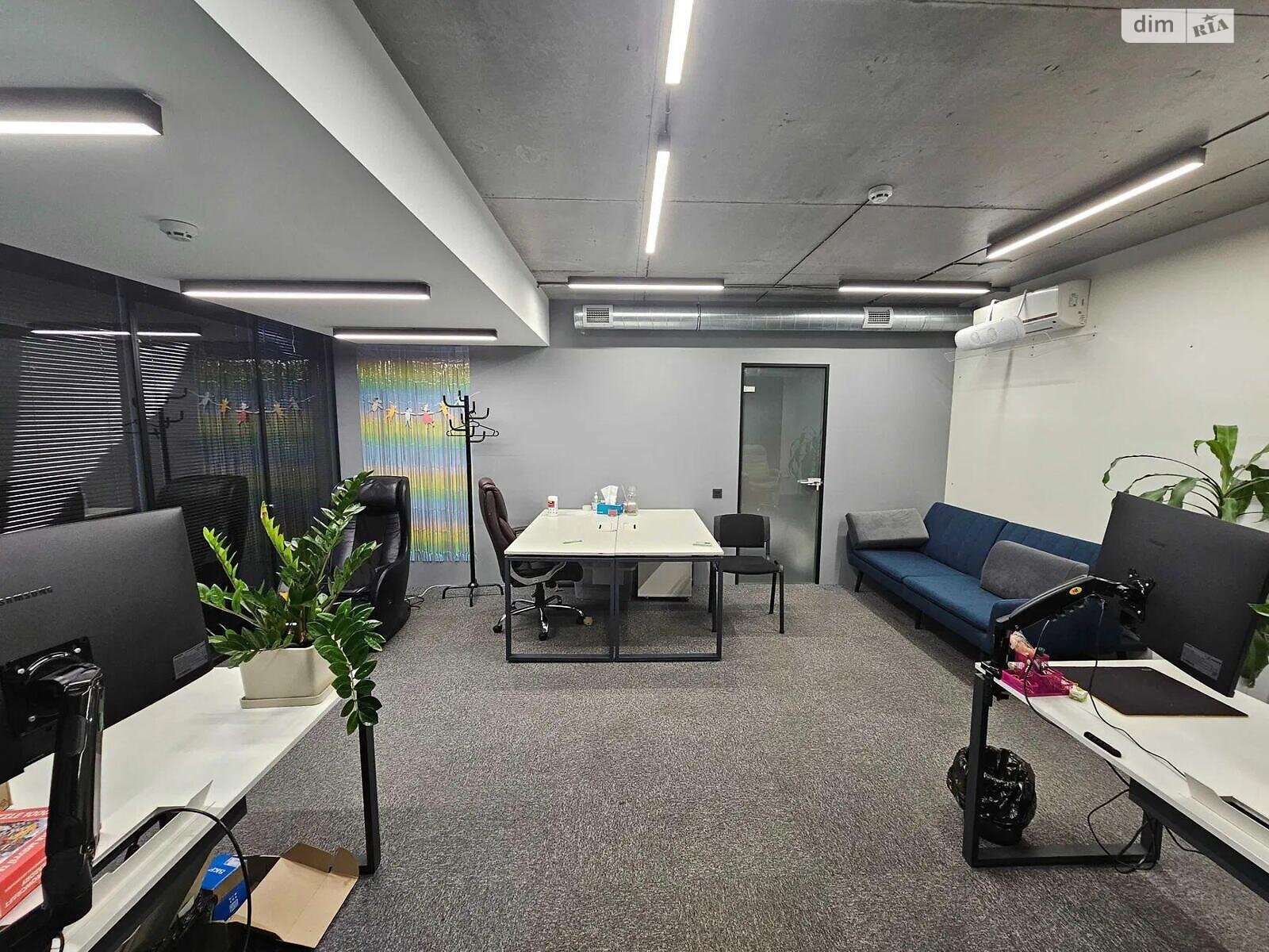 Аренда офисного помещения в Киеве, Александра Мишуги улица 10, помещений - 25, этаж - 3 фото 1