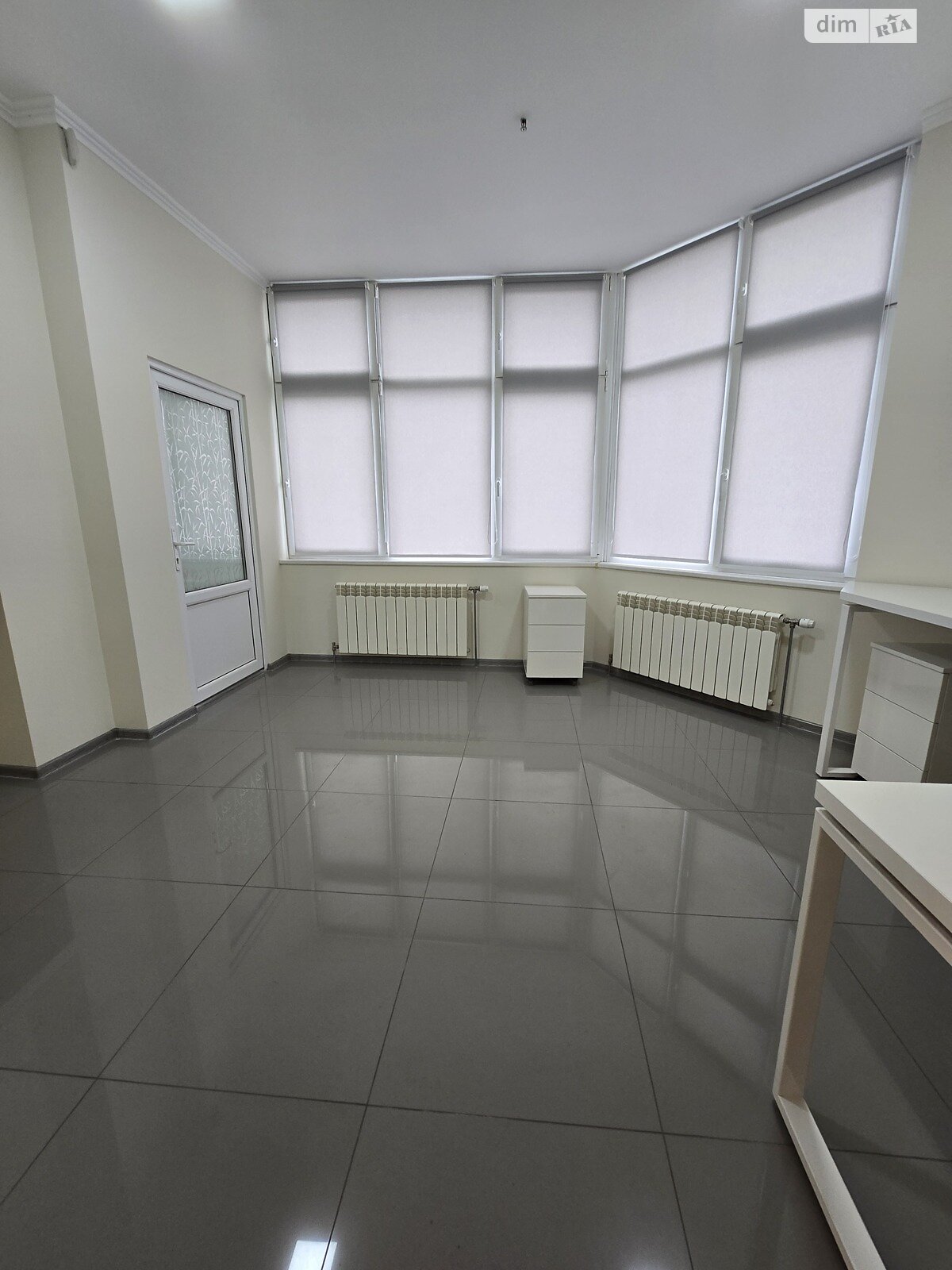 Аренда офисного помещения в Киеве, Днепровская набережная 23Б, помещений - 3, этаж - 2 фото 1 Аренда офисного помещения в Киеве, Днепровская набережная 23Б, помещений - 3, этаж - 2 фото 1