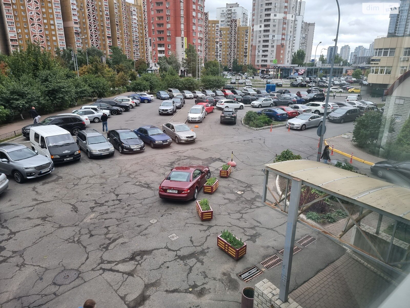 Аренда офисного помещения в Киеве, Днепровская набережная 23Б, помещений - 3, этаж - 2 фото 1 Аренда офисного помещения в Киеве, Днепровская набережная 23Б, помещений - 3, этаж - 2 фото 1