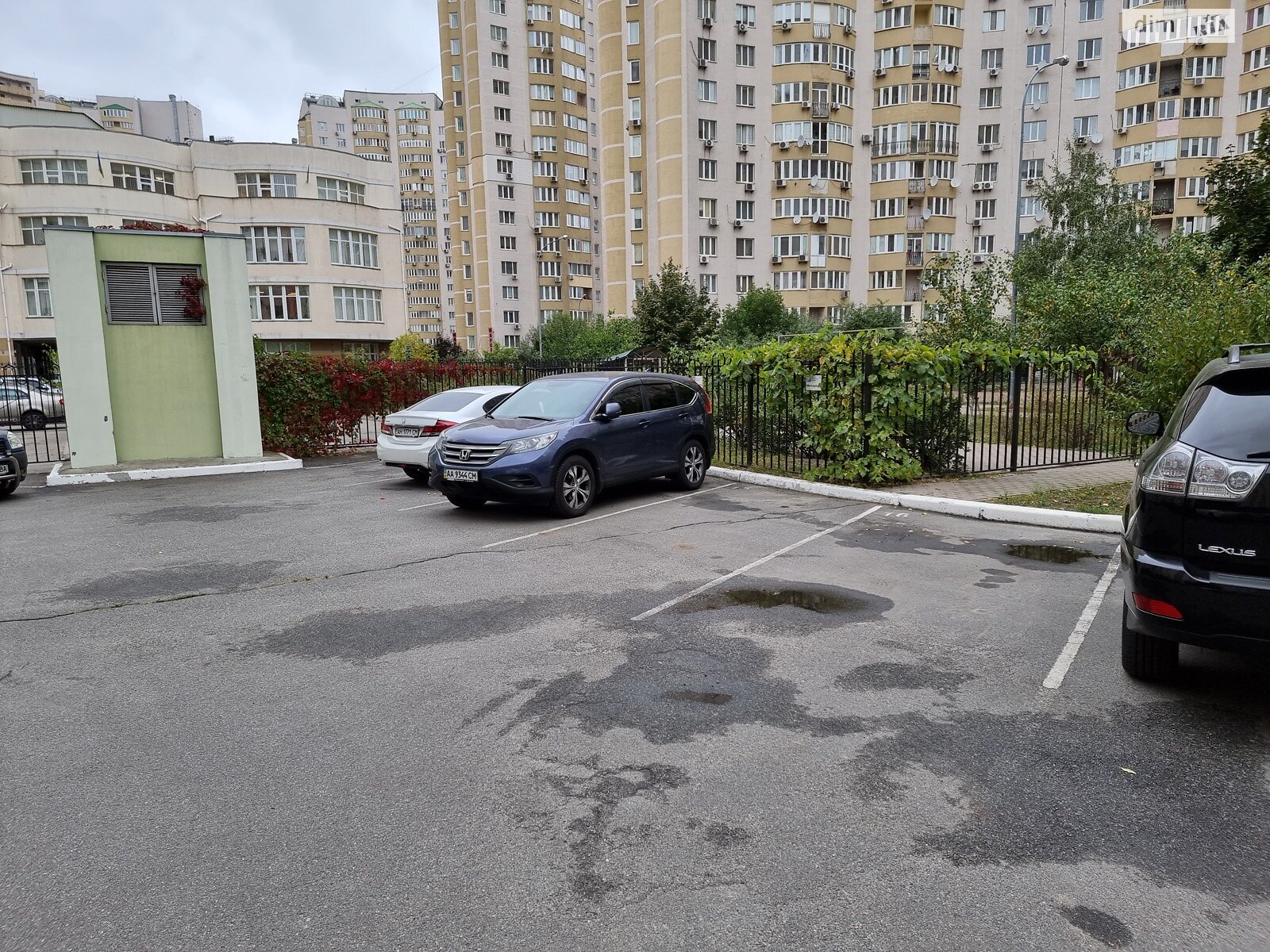 Аренда офисного помещения в Киеве, Днепровская набережная 23Б, помещений - 3, этаж - 2 фото 1 Аренда офисного помещения в Киеве, Днепровская набережная 23Б, помещений - 3, этаж - 2 фото 1