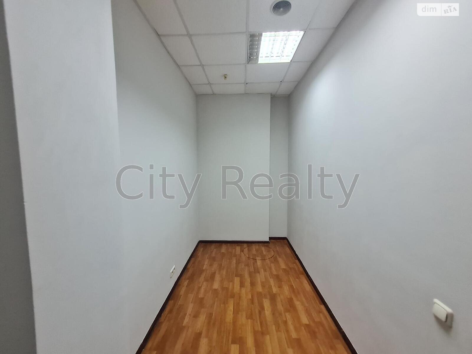 Аренда офисного помещения в Киеве, Новозабарская улица 2/6, помещений - 3, этаж - 4 фото 1 Аренда офисного помещения в Киеве, Новозабарская улица 2/6, помещений - 3, этаж - 4 фото 1