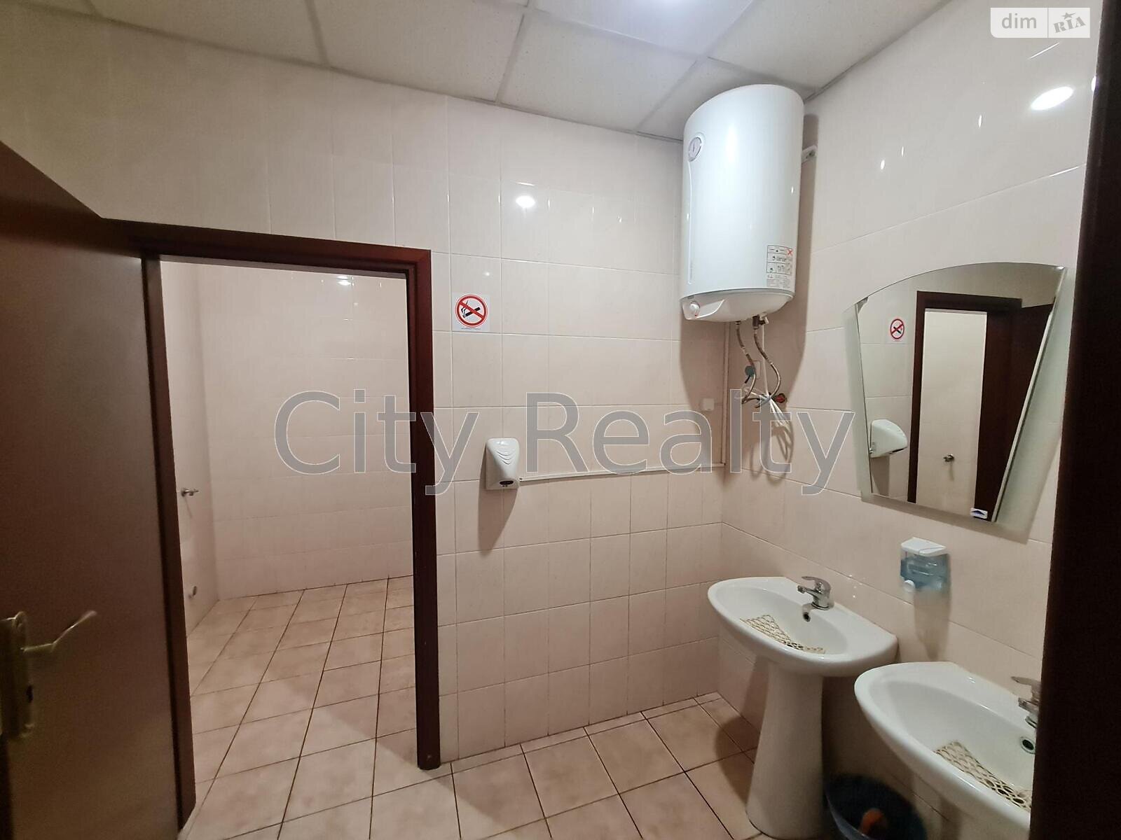 Аренда офисного помещения в Киеве, Новозабарская улица 2/6, помещений - 3, этаж - 4 фото 1 Аренда офисного помещения в Киеве, Новозабарская улица 2/6, помещений - 3, этаж - 4 фото 1