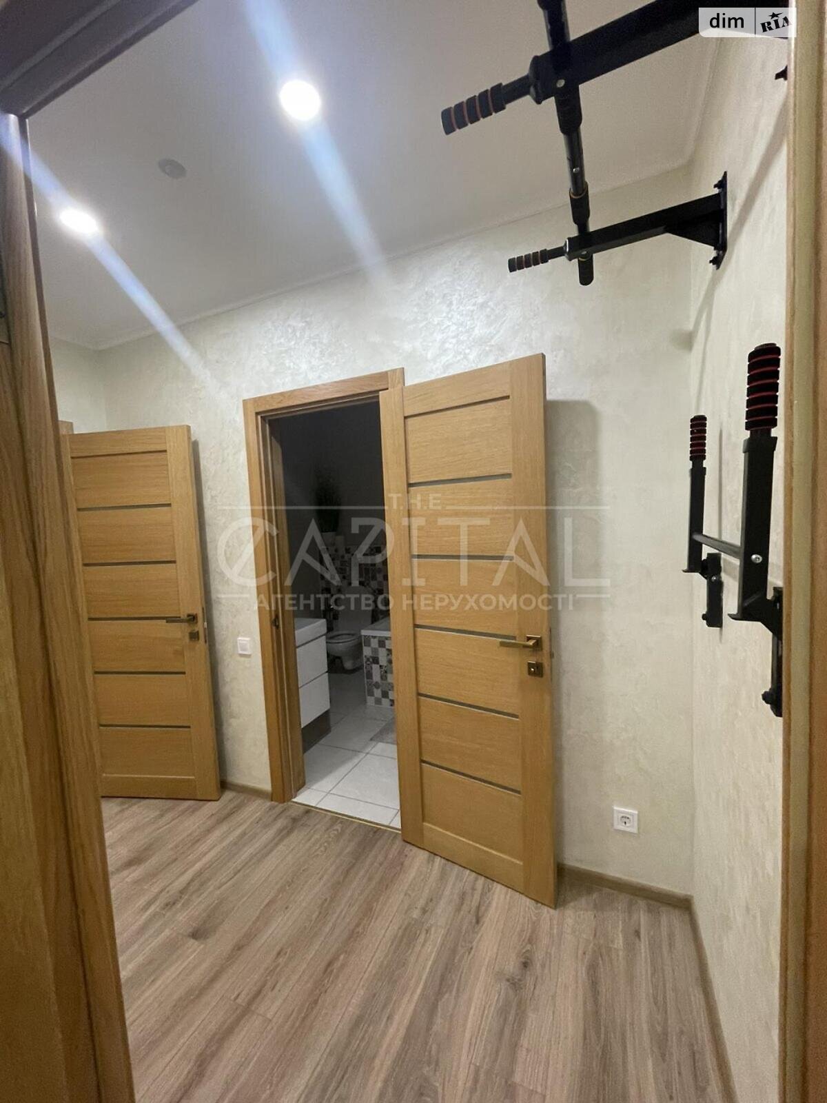 Аренда офисного помещения в Киеве, Ревуцкого улица, помещений -, этаж - 2 фото 1 Аренда офисного помещения в Киеве, Ревуцкого улица, помещений -, этаж - 2 фото 1