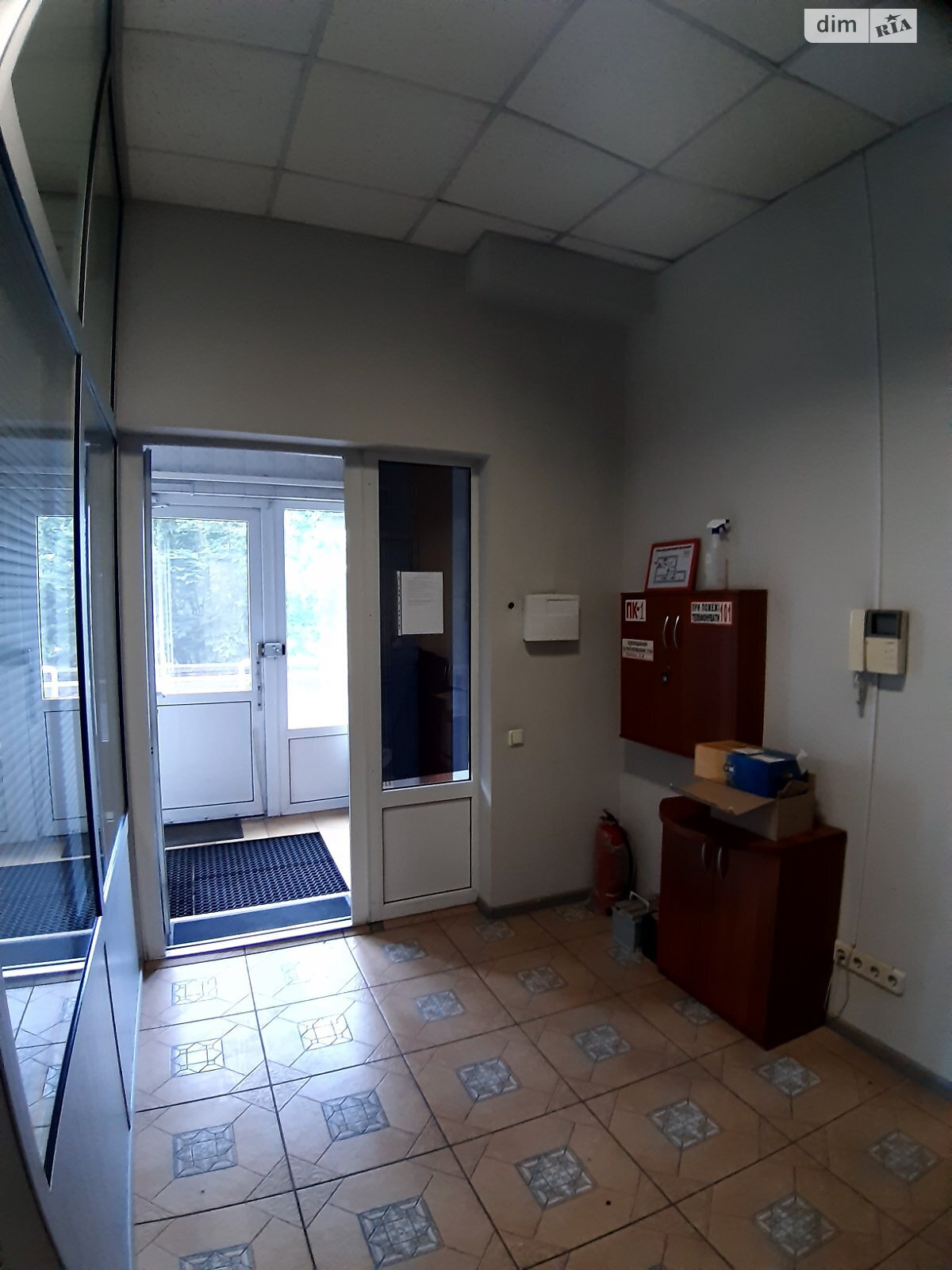 Оренда офісного приміщення в Києві, Саперно-Слобідська вулиця 8, приміщень - 5, поверх - 1 фото 1 Оренда офісного приміщення в Києві, Саперно-Слобідська вулиця 8, приміщень - 5, поверх - 1 фото 1