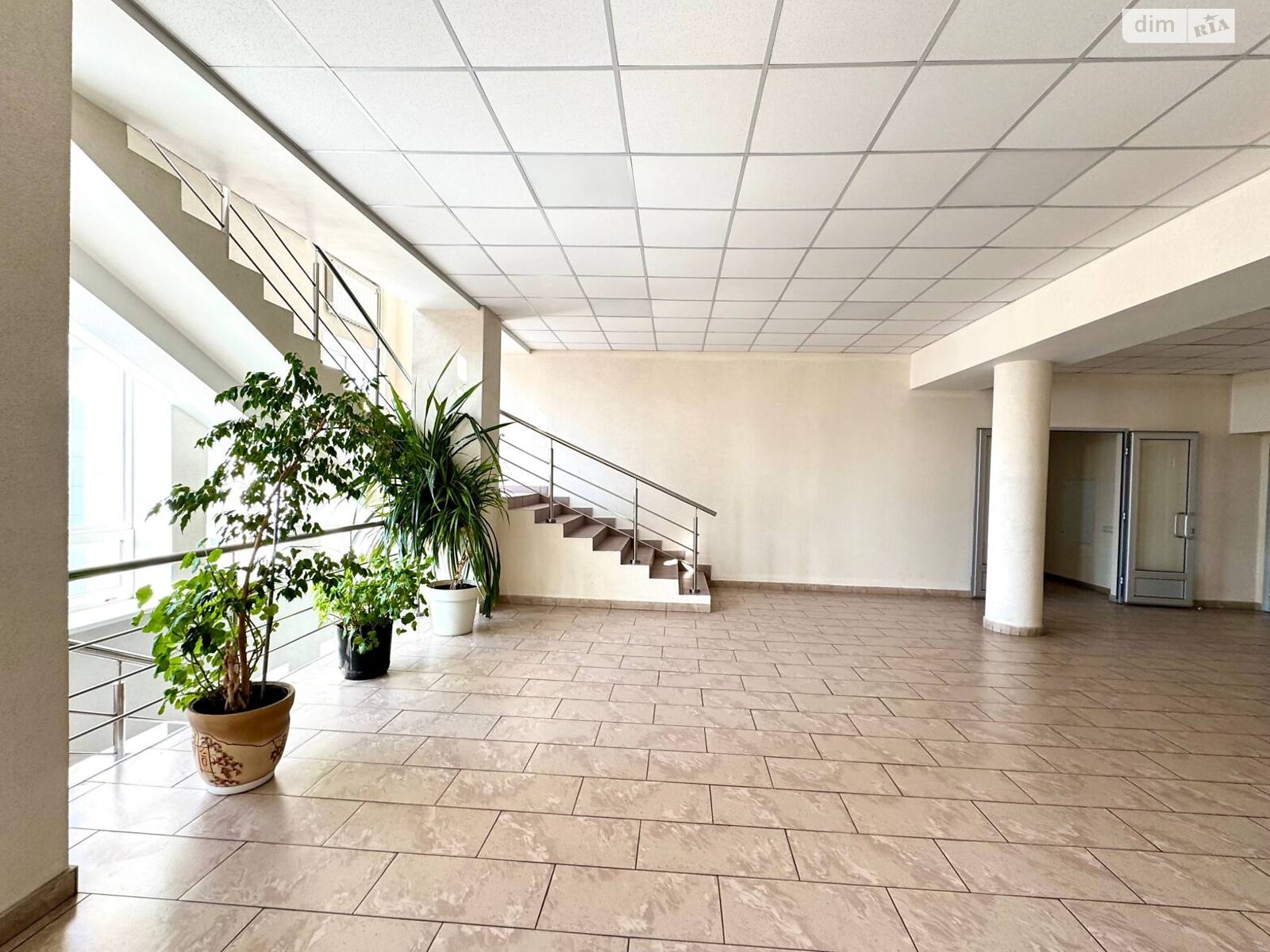 Аренда офисного помещения в Киеве, Генерала Алмазова улица 18/7, помещений - 2, этаж - 5 фото 1