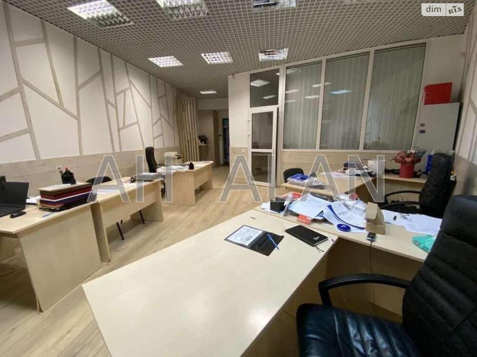 Аренда офисного помещения в Киеве, Коновальца Евгения улица 36Д, помещений - 2, этаж - 2 фото 1