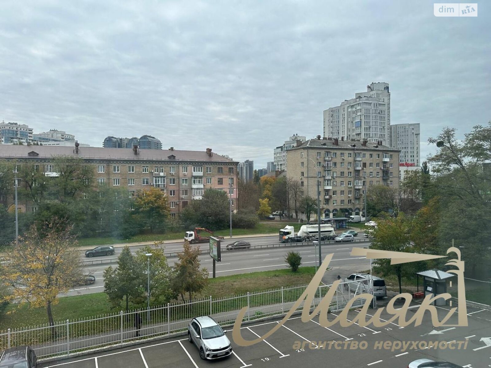 Оренда офісного приміщення в Києві, Миколи Міхновського (Дружби Народів) бульвар 19, приміщень - 22, поверх - 8 фото 1 Оренда офісного приміщення в Києві, Миколи Міхновського (Дружби Народів) бульвар 19, приміщень - 22, поверх - 8 фото 1