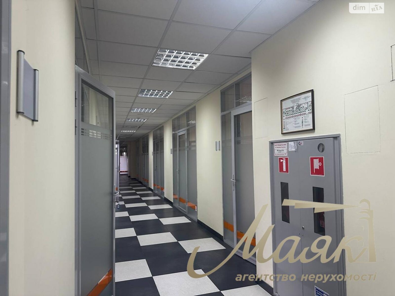 Оренда офісного приміщення в Києві, Миколи Міхновського (Дружби Народів) бульвар 19, приміщень - 22, поверх - 8 фото 1 Оренда офісного приміщення в Києві, Миколи Міхновського (Дружби Народів) бульвар 19, приміщень - 22, поверх - 8 фото 1