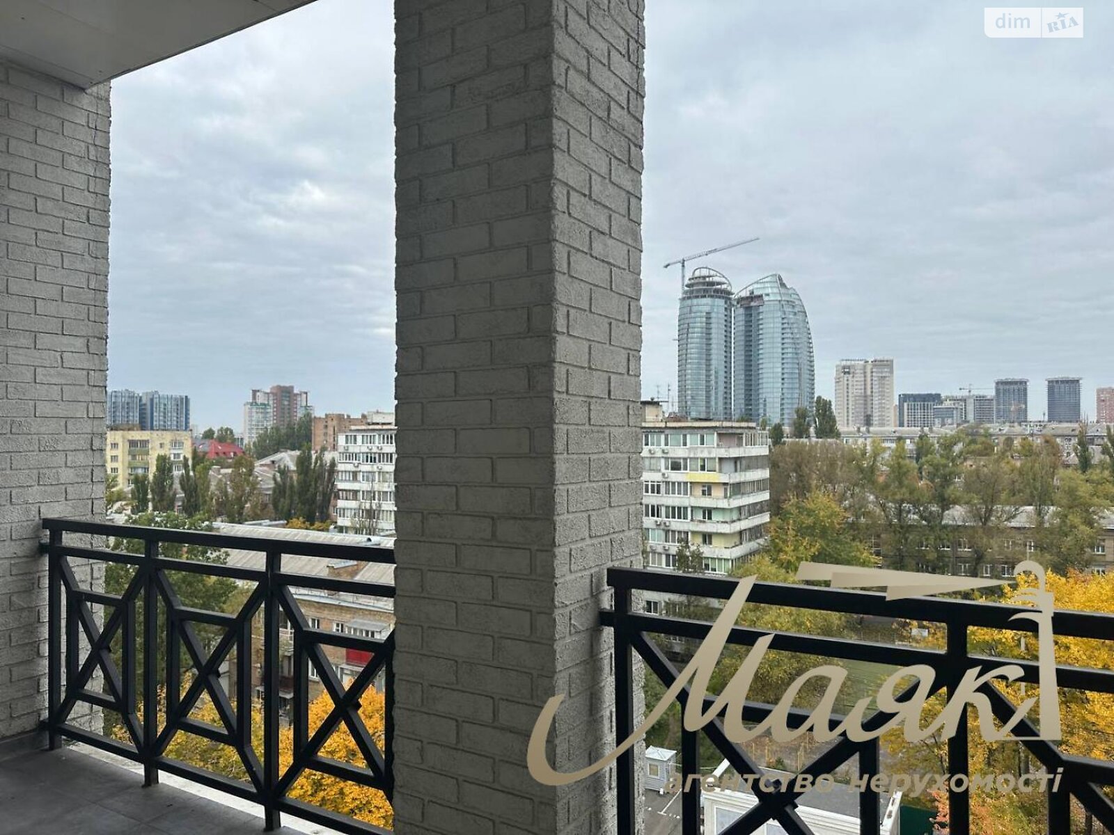 Оренда офісного приміщення в Києві, Миколи Міхновського (Дружби Народів) бульвар 19, приміщень - 22, поверх - 8 фото 1 Оренда офісного приміщення в Києві, Миколи Міхновського (Дружби Народів) бульвар 19, приміщень - 22, поверх - 8 фото 1