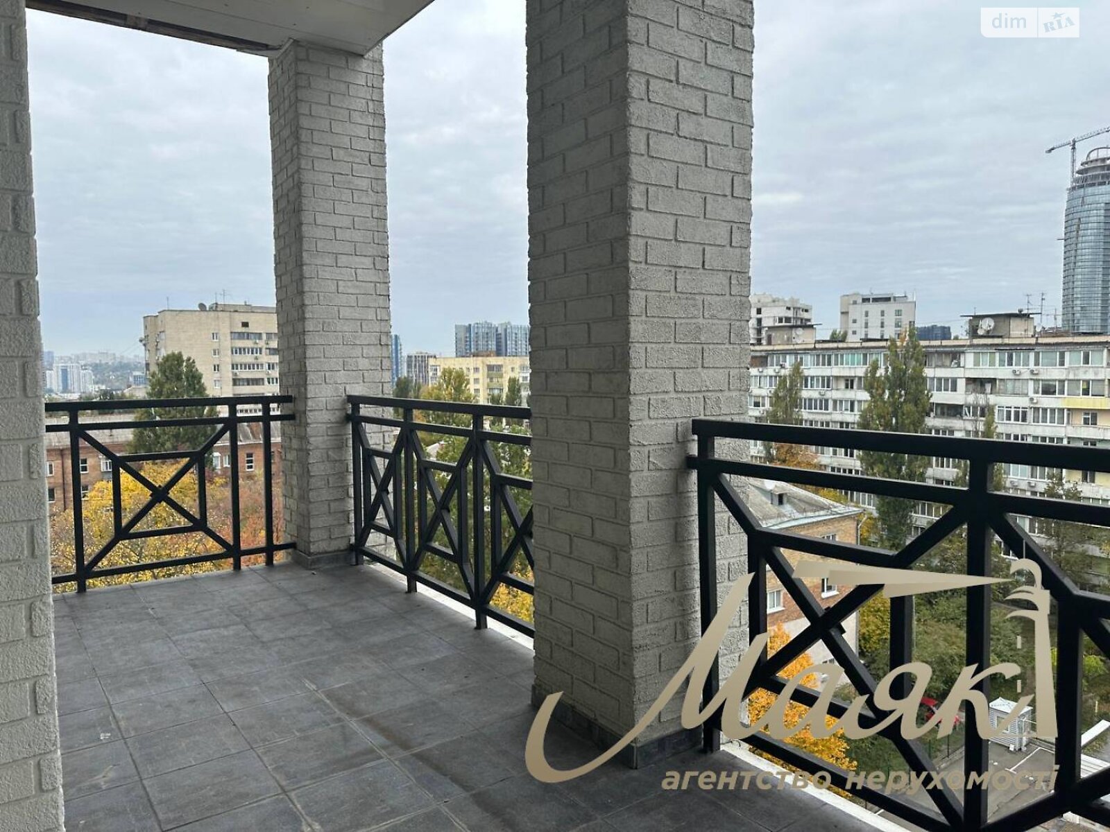 Оренда офісного приміщення в Києві, Миколи Міхновського (Дружби Народів) бульвар 19, приміщень - 22, поверх - 8 фото 1 Оренда офісного приміщення в Києві, Миколи Міхновського (Дружби Народів) бульвар 19, приміщень - 22, поверх - 8 фото 1