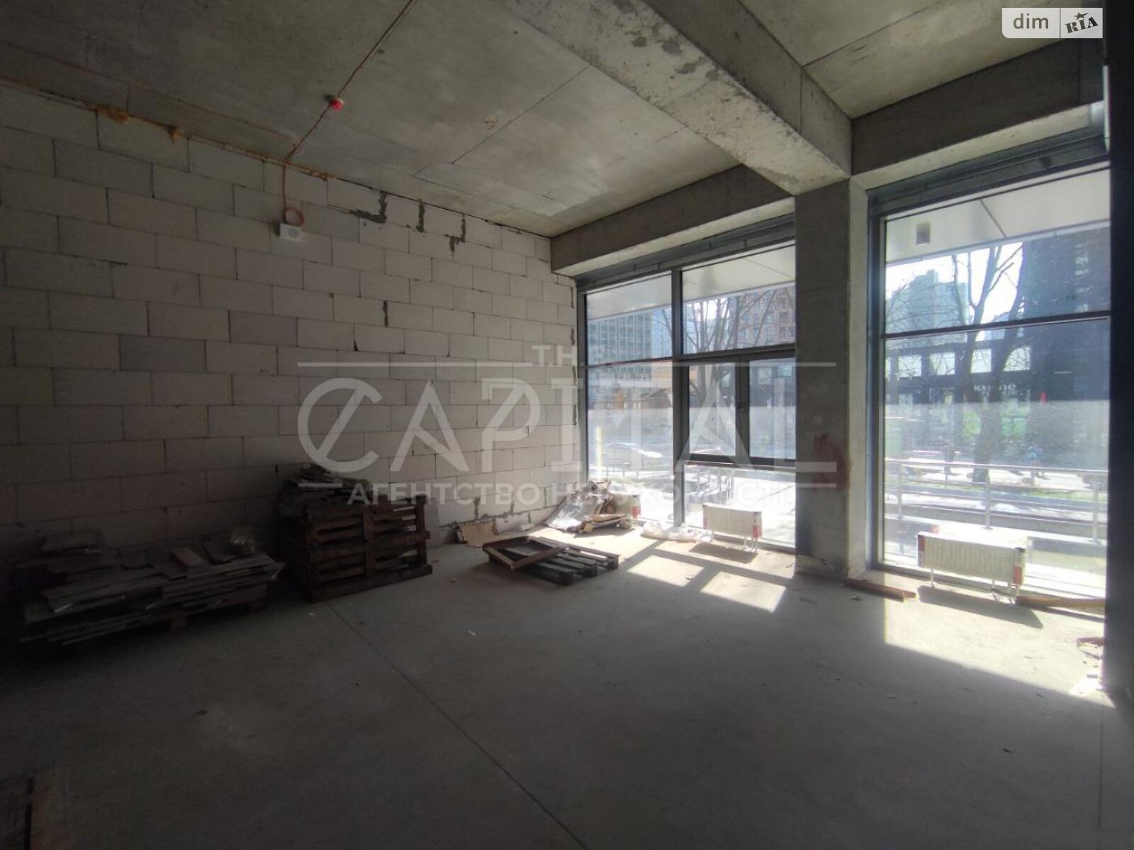 Аренда офисного помещения в Киеве, Василия Тютюнника улица 37, помещений - 1, этаж - 1 фото 1