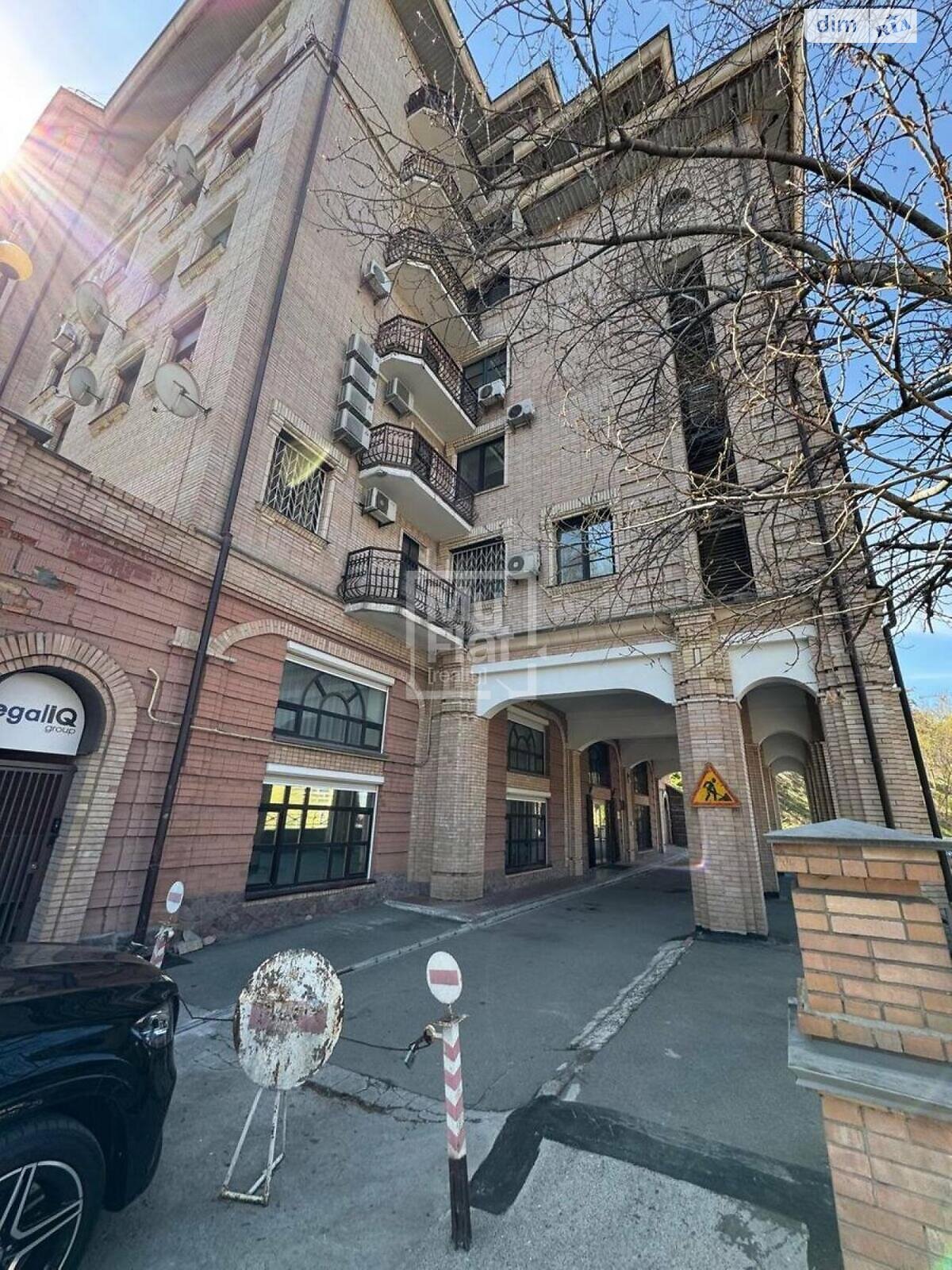 Оренда офісного приміщення в Києві, Бехтерєвський провулок, приміщень - 6, поверх - 1 фото 1 Оренда офісного приміщення в Києві, Бехтерєвський провулок, приміщень - 6, поверх - 1 фото 1