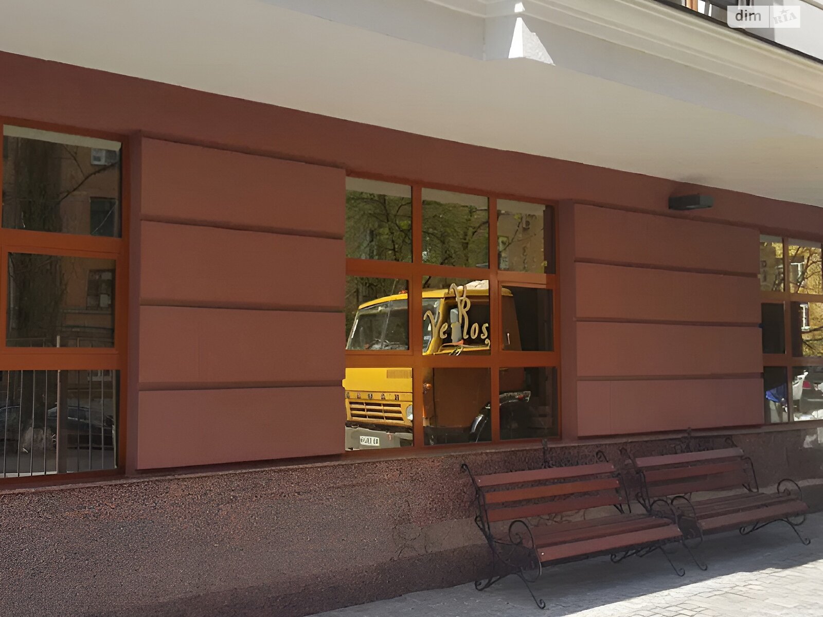 Аренда офисного помещения в Киеве, Богдана Хмельницкого улица, помещений - 1, этаж - 1 фото 1 Аренда офисного помещения в Киеве, Богдана Хмельницкого улица, помещений - 1, этаж - 1 фото 1