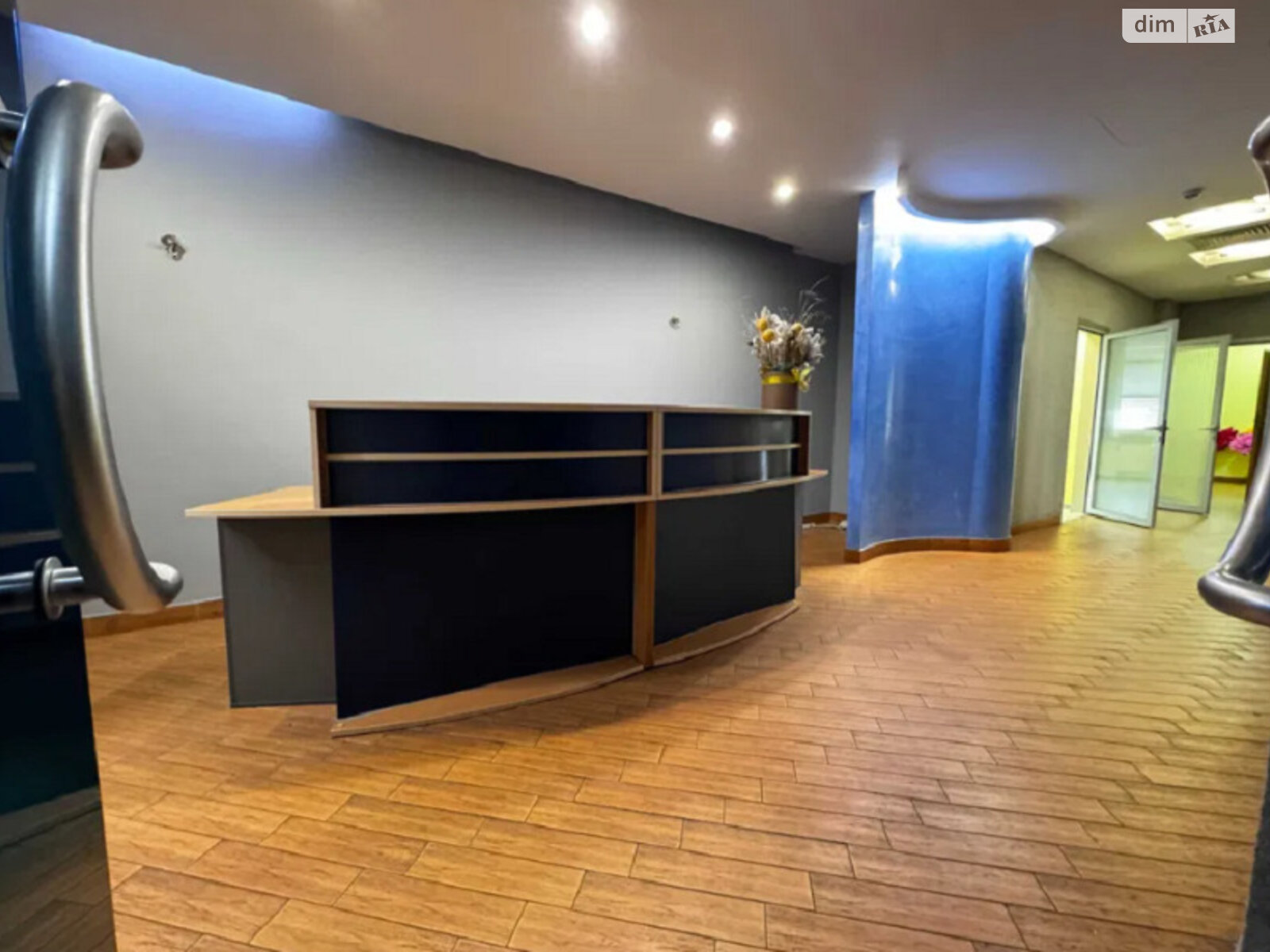 Аренда офисного помещения в Киеве, Дмитриевская улица 44, помещений - 10, этаж - 3 фото 1