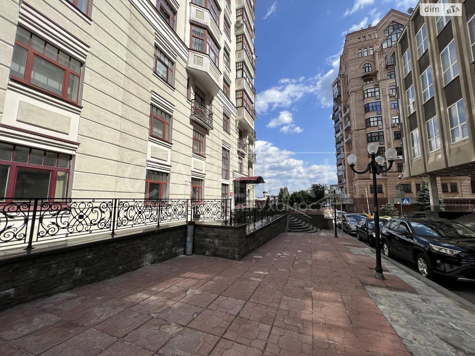 Аренда офисного помещения в Киеве, Ирининская улица 5/24, помещений - 8, этаж - 2 фото 1 Аренда офисного помещения в Киеве, Ирининская улица 5/24, помещений - 8, этаж - 2 фото 1