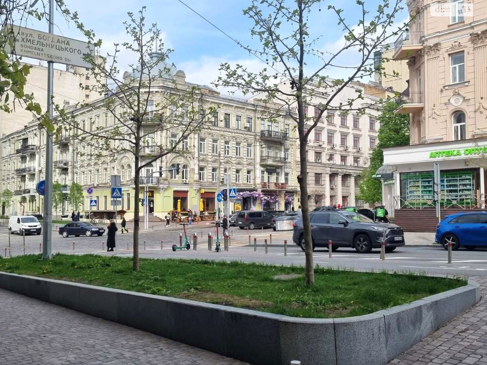 Аренда офисного помещения в Киеве, Ивана Франко улица 33/34, помещений - 3, этаж - 4 фото 1 Аренда офисного помещения в Киеве, Ивана Франко улица 33/34, помещений - 3, этаж - 4 фото 1