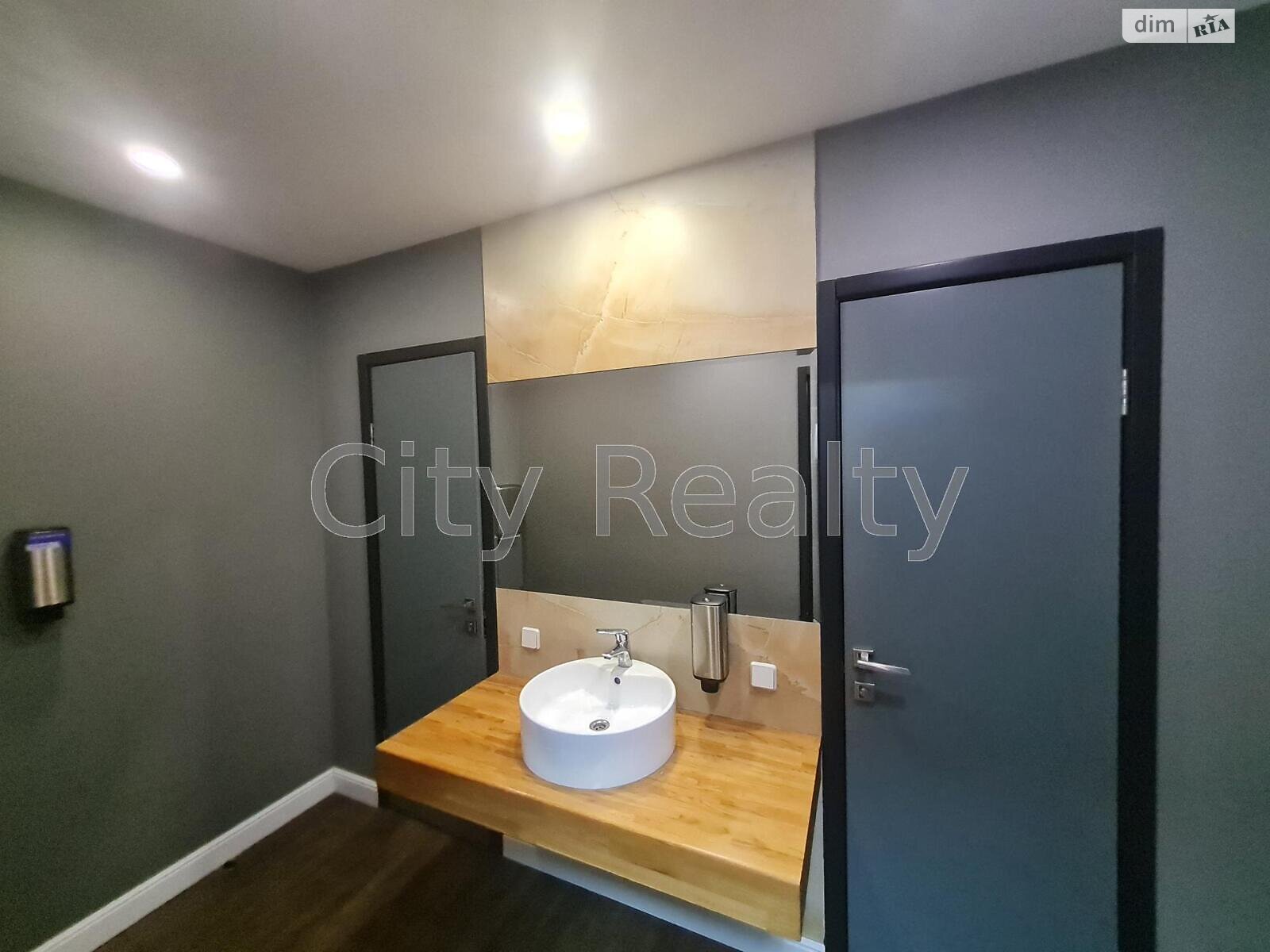 Аренда офисного помещения в Киеве, Николая Пимоненко улица 13, помещений - 5, этаж - 2 фото 1 Аренда офисного помещения в Киеве, Николая Пимоненко улица 13, помещений - 5, этаж - 2 фото 1