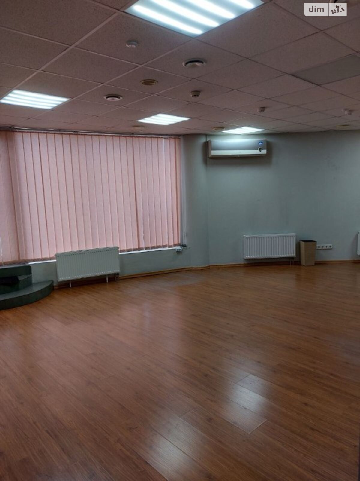 Аренда офисного помещения в Киеве, Шевченко (Троещина) улица 33, помещений -, этаж - 8 фото 1 Аренда офисного помещения в Киеве, Шевченко (Троещина) улица 33, помещений -, этаж - 8 фото 1