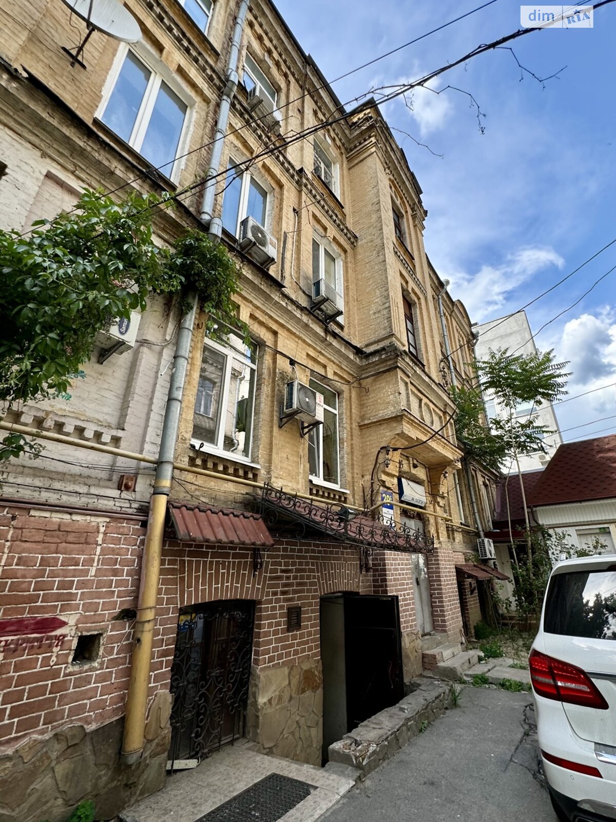 Аренда офисного помещения в Киеве, Симона Петлюры улица 20Б, помещений - 5, этаж - 3 фото 1