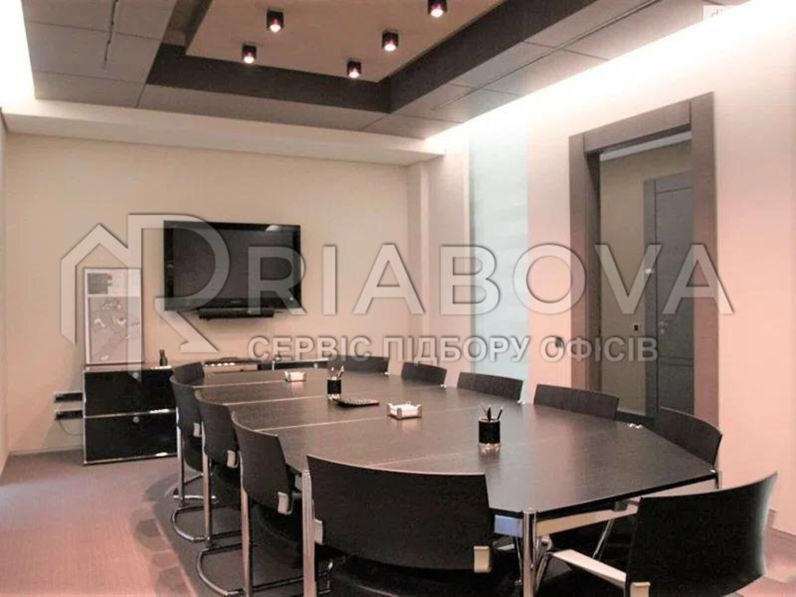 Аренда офисного помещения в Киеве, Студенческая улица, помещений - 3, этаж - 2 фото 1