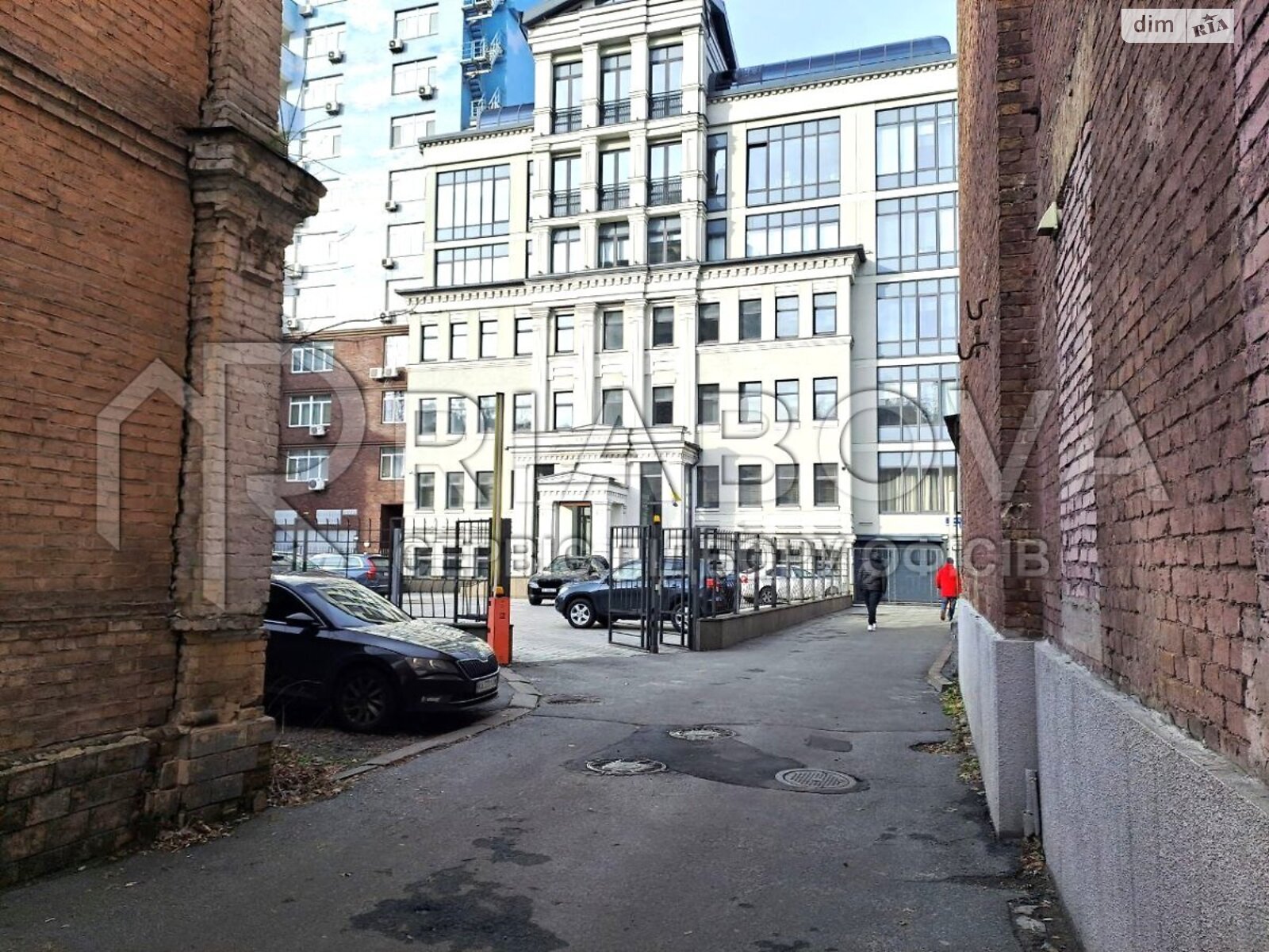 Аренда офисного помещения в Киеве, Студенческая улица, помещений - 3, этаж - 2 фото 1