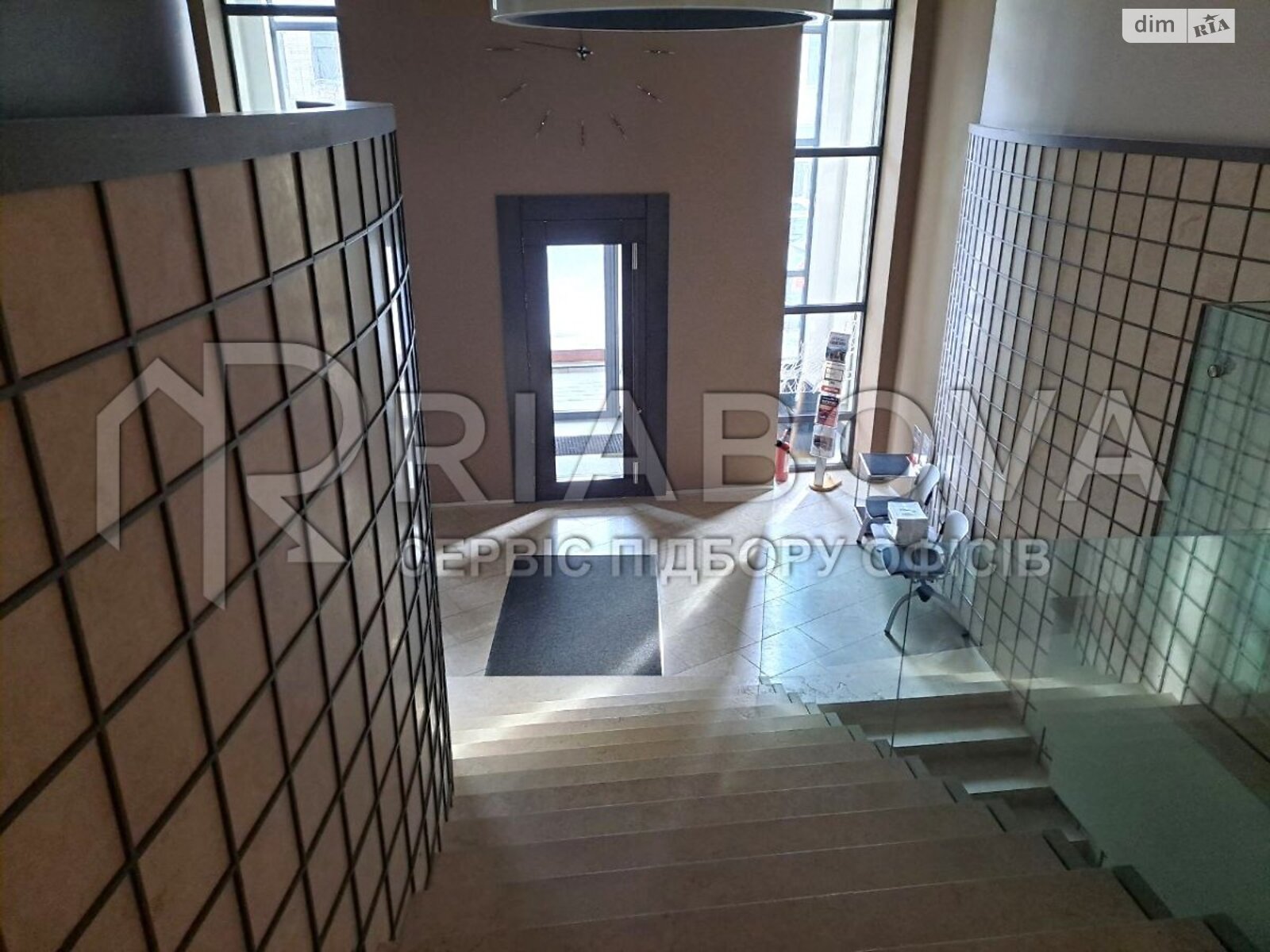 Аренда офисного помещения в Киеве, Студенческая улица, помещений - 3, этаж - 2 фото 1
