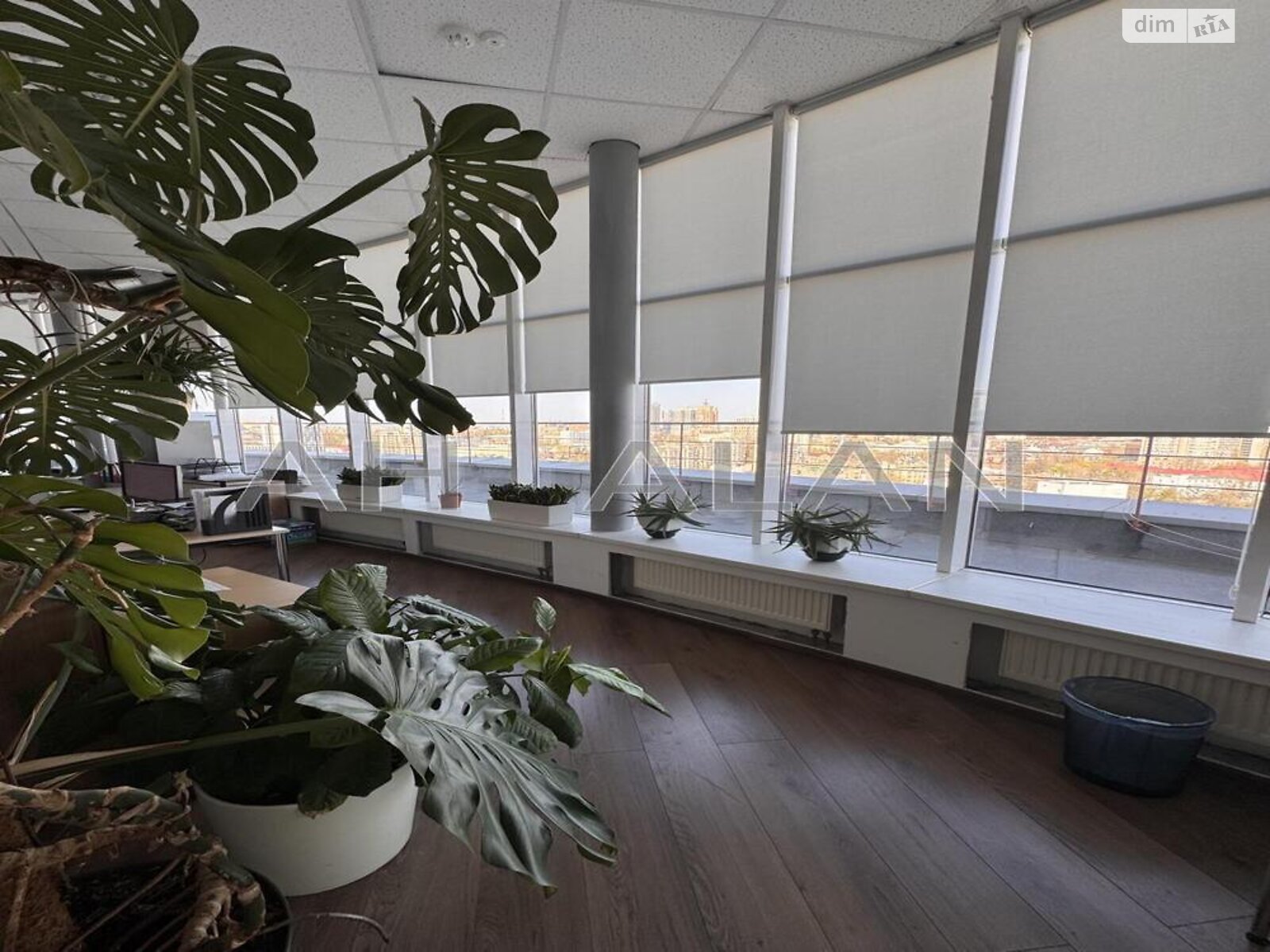 Оренда офісного приміщення в Києві, Тараса Шевченка бульвар 33Б, приміщень -, поверх - 24 фото 1