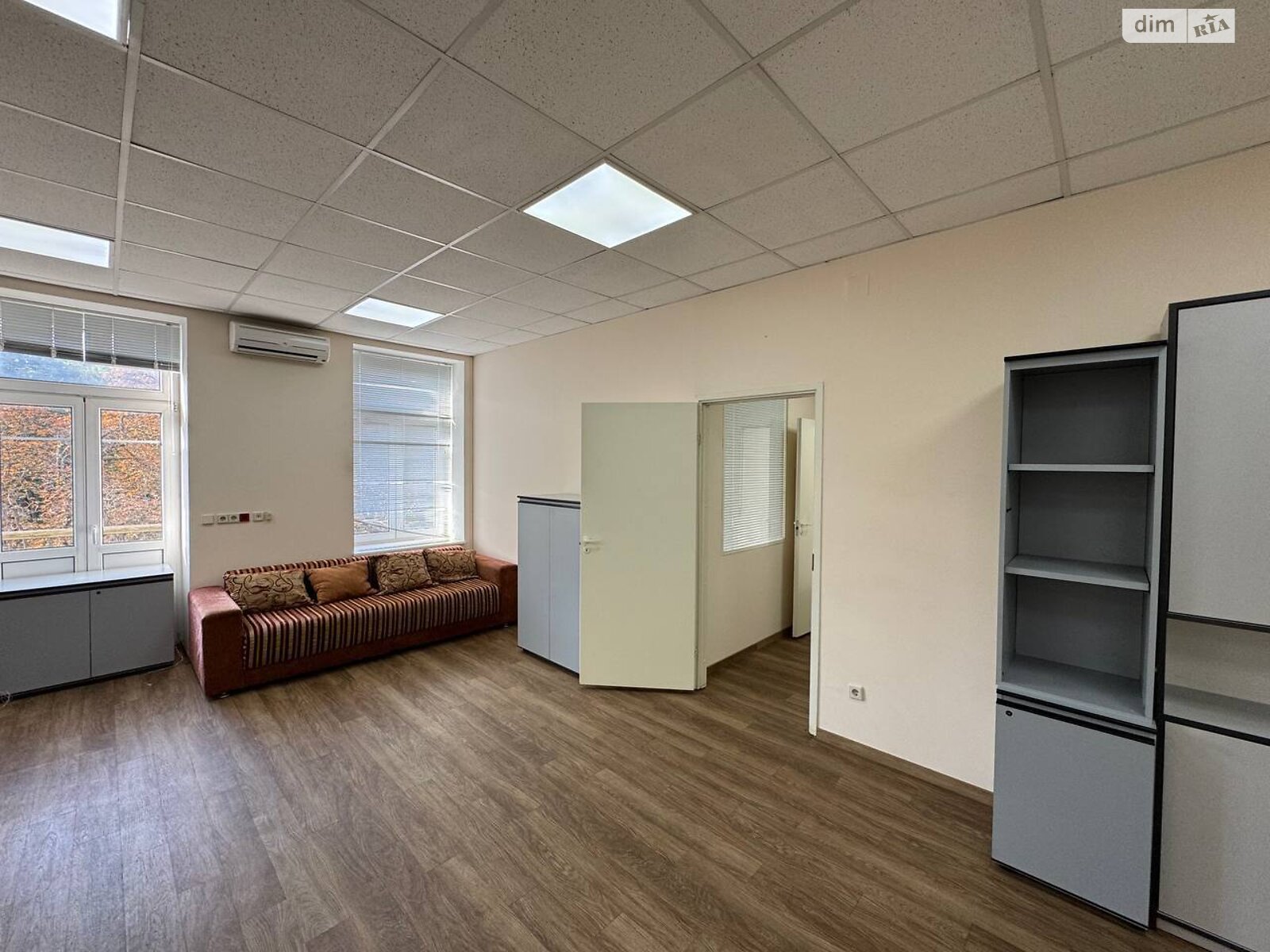 Оренда офісного приміщення в Києві, Терещенківська вулиця 21, приміщень -, поверх - 4 фото 1 Оренда офісного приміщення в Києві, Терещенківська вулиця 21, приміщень -, поверх - 4 фото 1